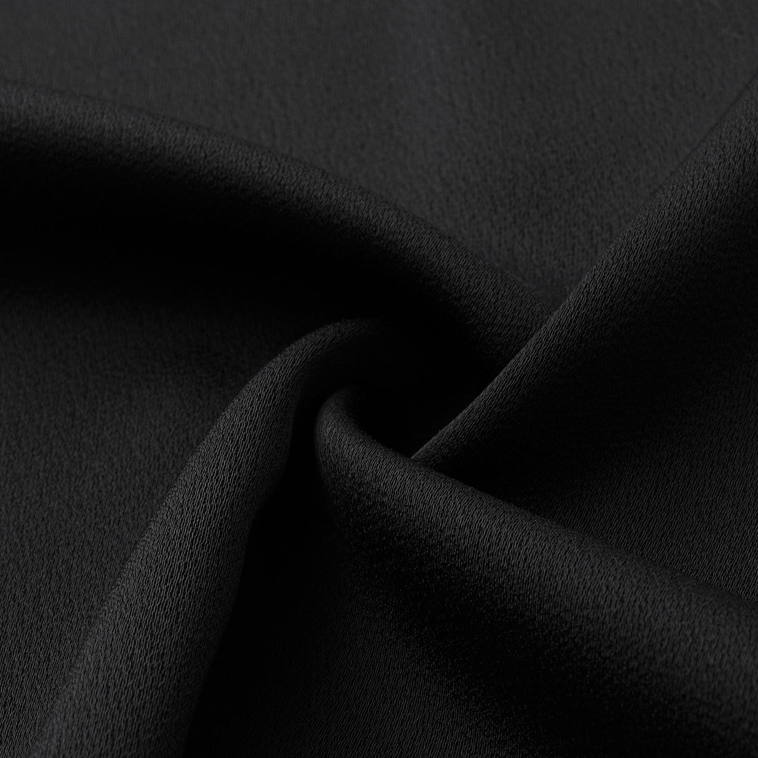 “Autumn Diary ” 珍珠醋酸緞特殊剪裁闊腿長褲 — 黑色