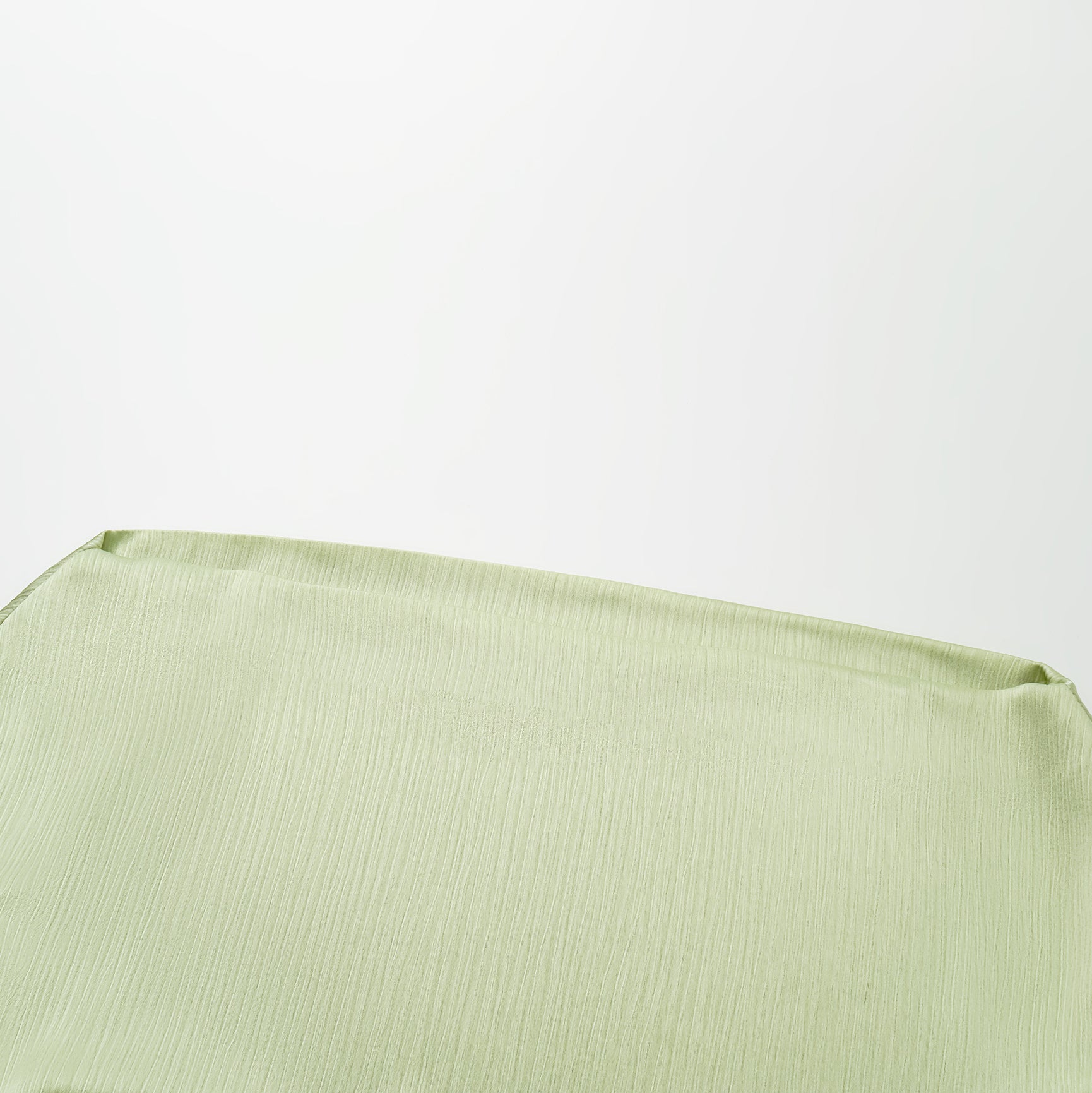 “Easy Go Chic” 韓國壓褶工藝面料斜肩上衣—氣泡綠