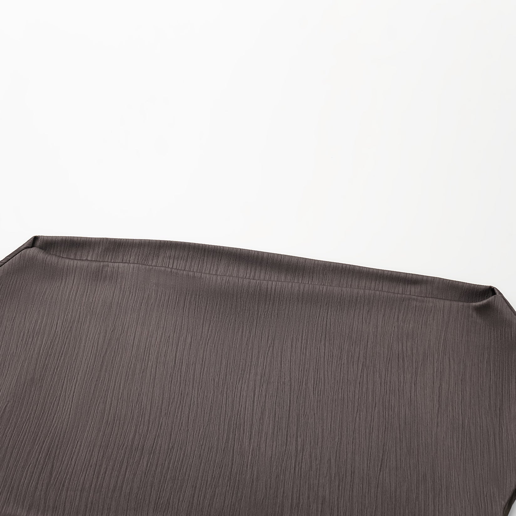 “Easy Go Chic” 韓國壓褶工藝面料斜肩上衣—皮革咖