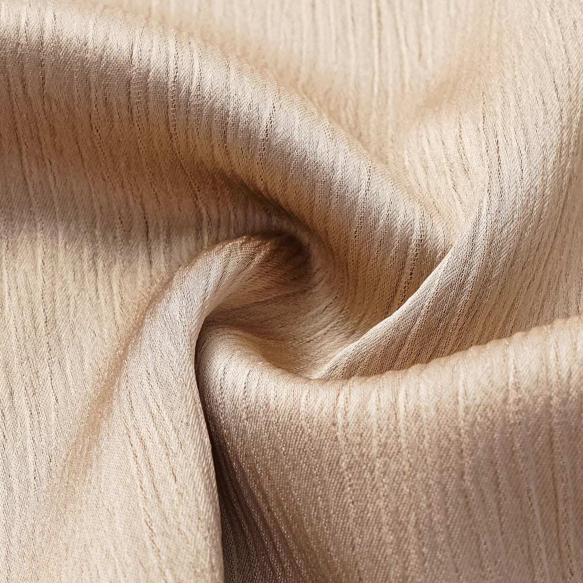 “Easy Go Chic” 韓國壓褶工藝面料斜肩上衣—裸金