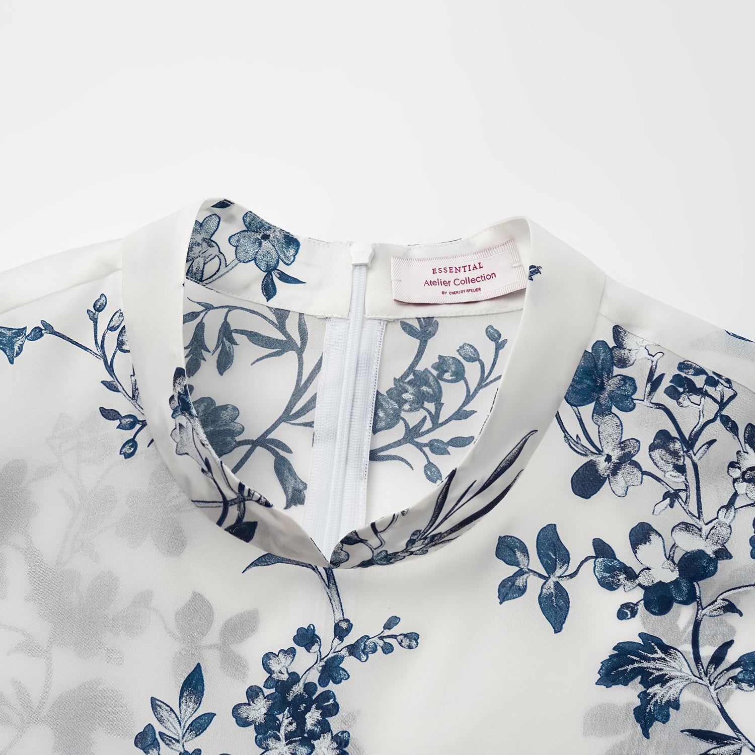 “春意” 義大利高級訂製繪印工藝真絲歐根紗輕國風上衣— 煙藍輕語