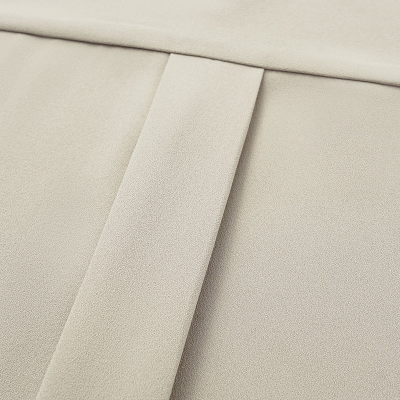 “Daytime Elegance” 肌理醋酸襯衫—灰白