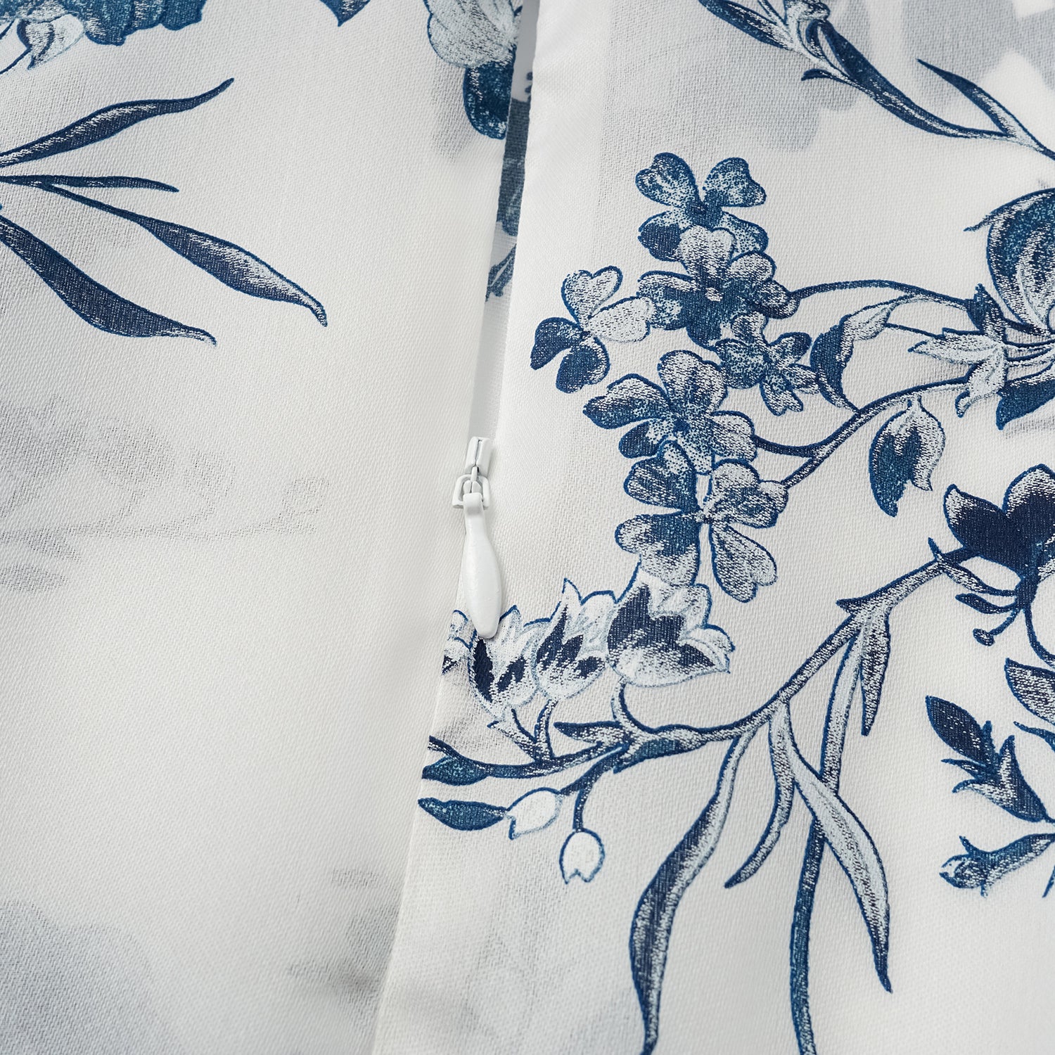 “春意” 義大利高級訂製繪印工藝真絲歐根紗輕國風上衣— 煙藍輕語