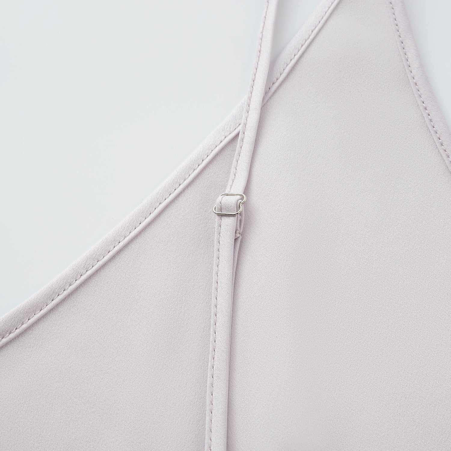 "Imperial Garden Teatime"緞染繡霞奢華珠繡蕾絲輕國風細肩帶背心—Nocturne Bloom凝夜浮香