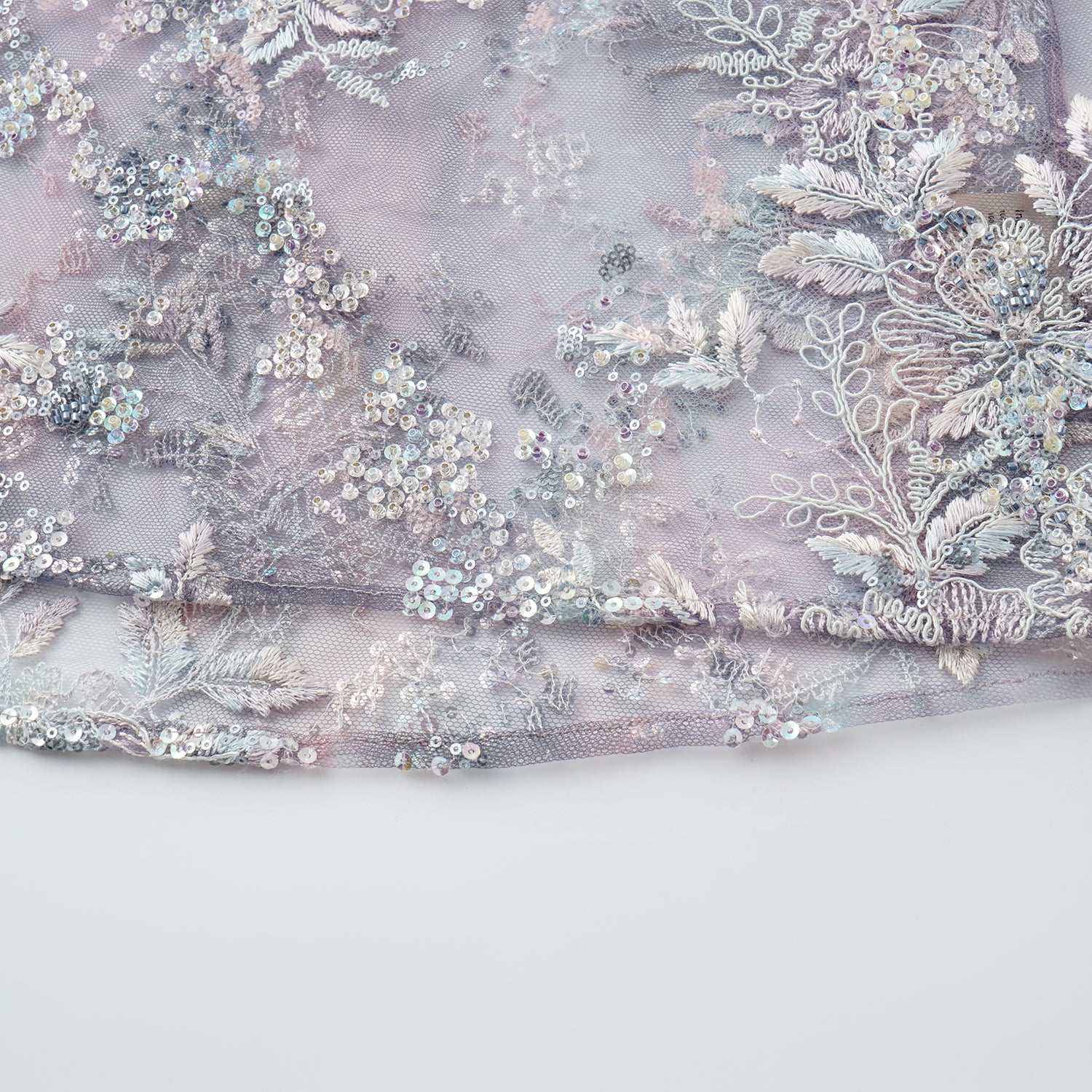 "Imperial Garden Teatime"緞染繡霞奢華珠繡蕾絲輕國風細肩帶背心—Nocturne Bloom凝夜浮香