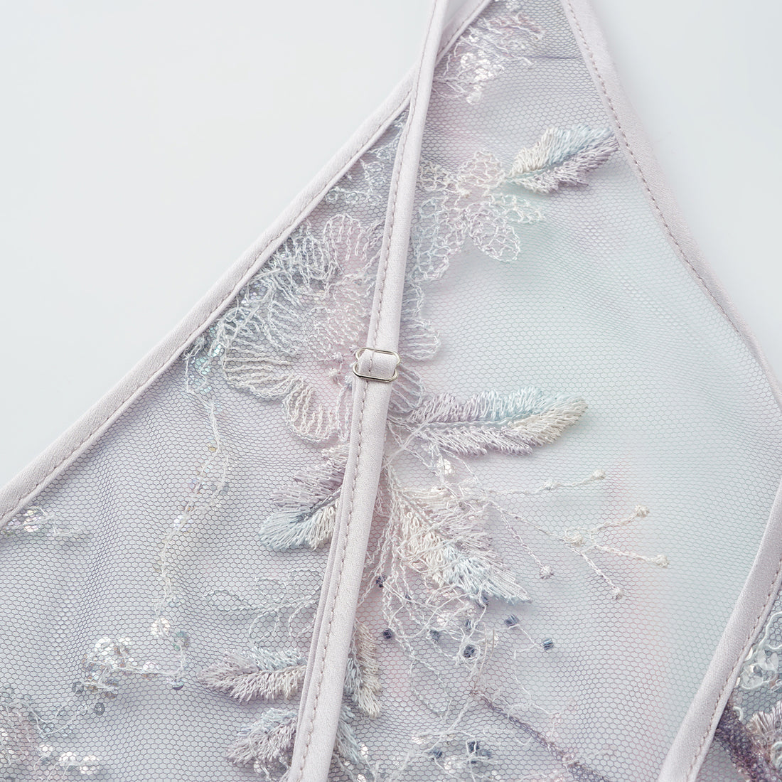 "Imperial Garden Teatime"緞染繡霞奢華珠繡蕾絲輕國風細肩帶背心—Nocturne Bloom凝夜浮香