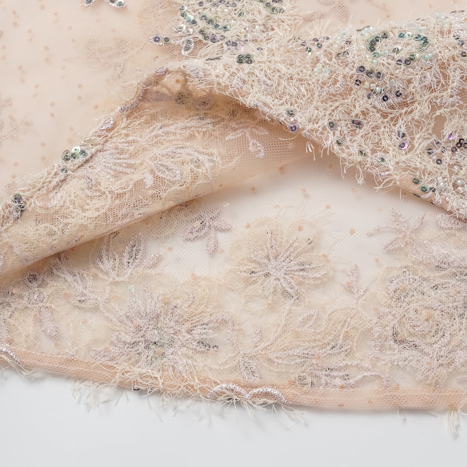 "Imperial Gala." 奢華蕾絲珠繡輕國風細肩帶背心