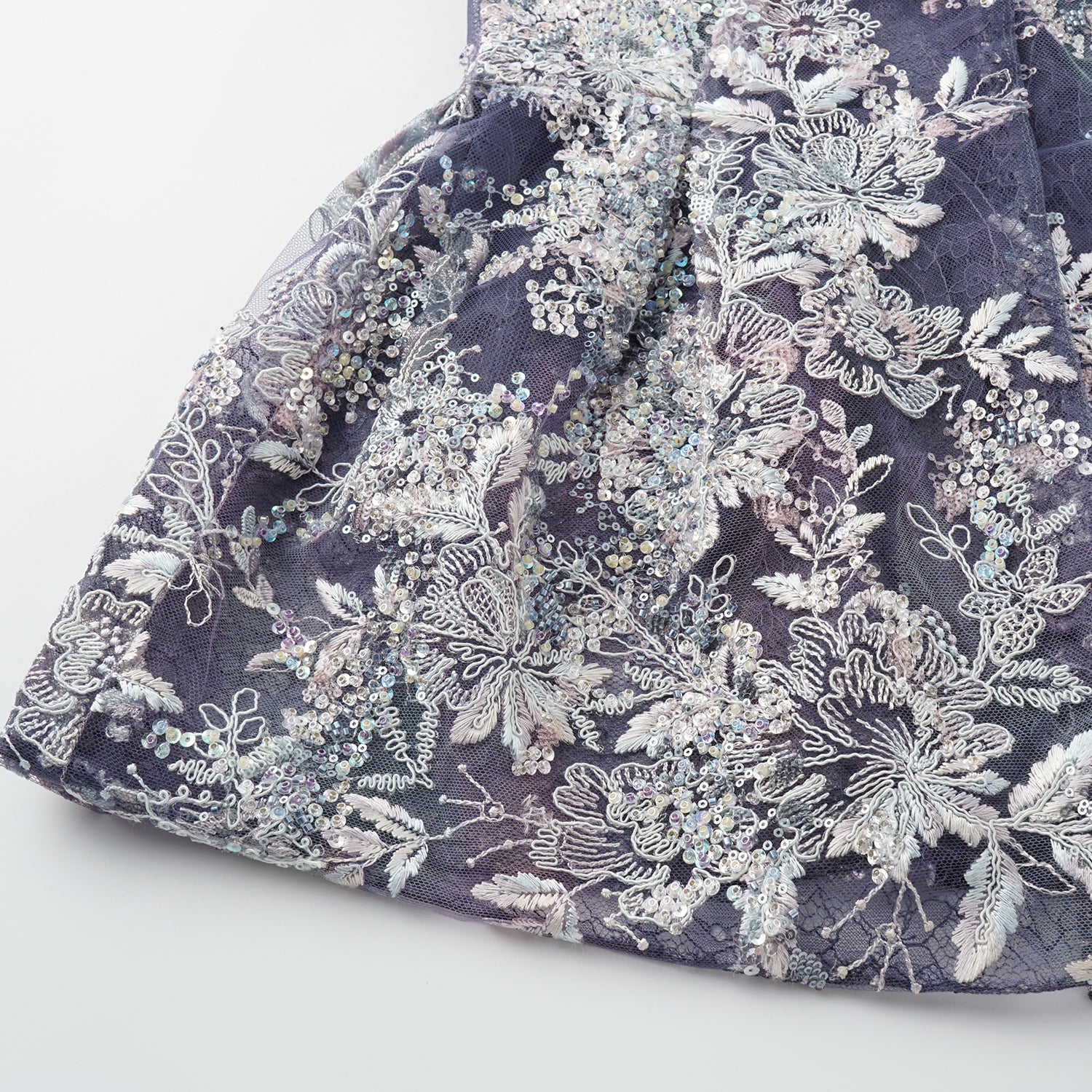 "Imperial Garden Teatime"緞染繡霞奢華珠繡蕾絲修身馬甲輕國風上衣—Nocturne Bloom凝夜浮香