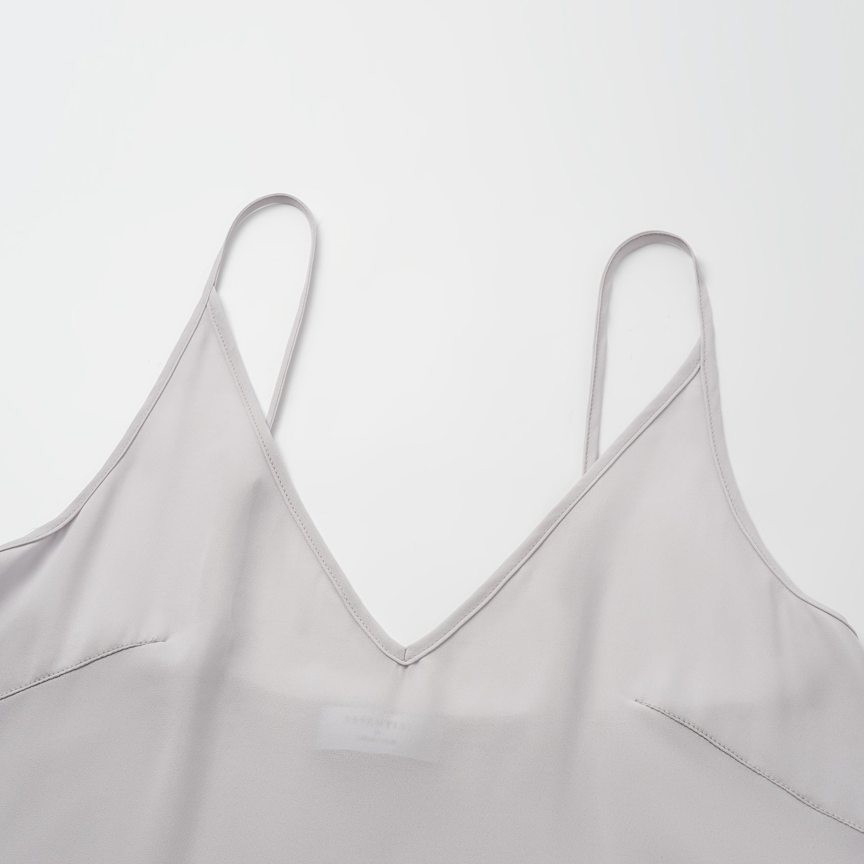 "Imperial Gala." 奢華蕾絲珠繡輕國風細肩帶背心