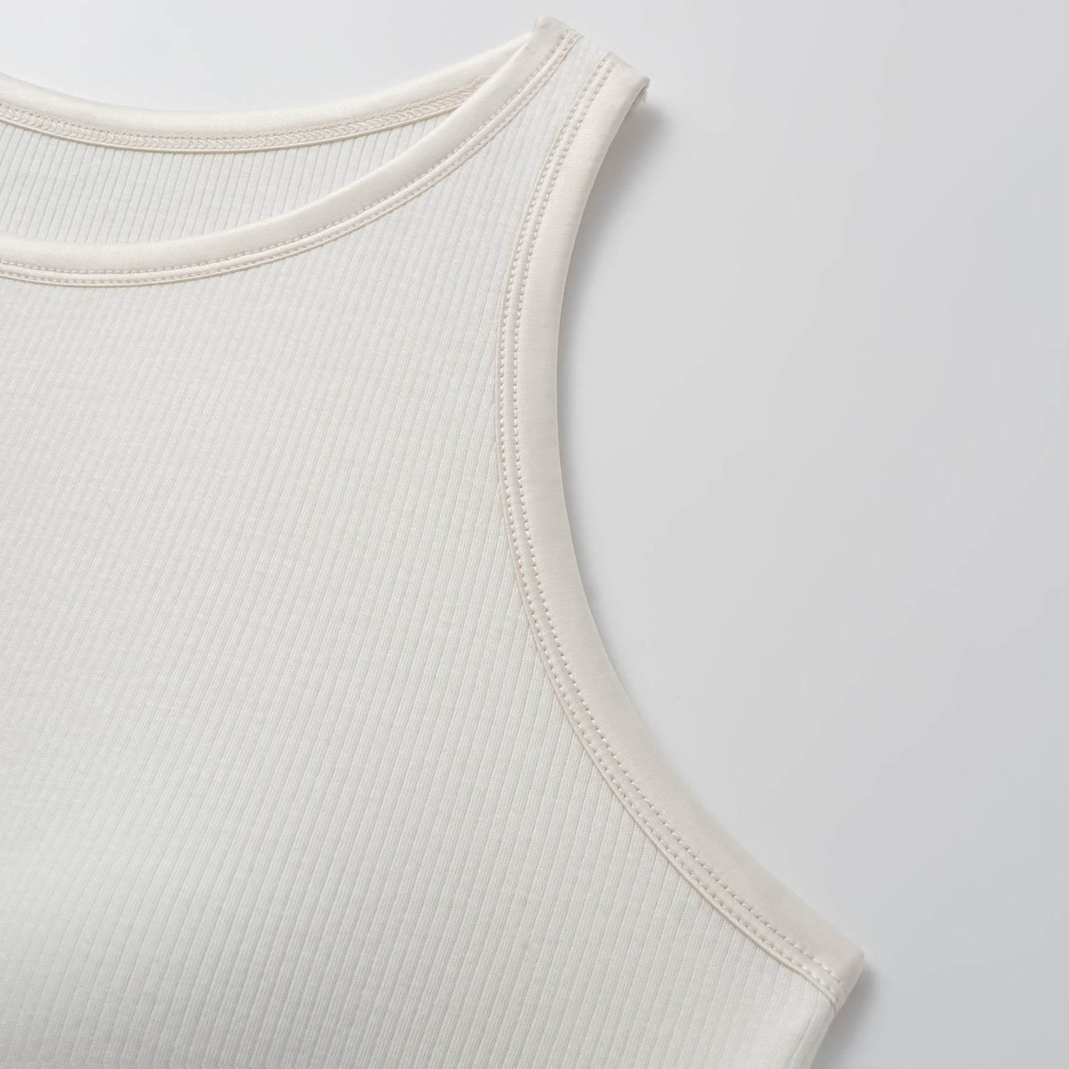 “By Inch." 極緻絲柔裸感緞邊修身Bra Top—利簡白