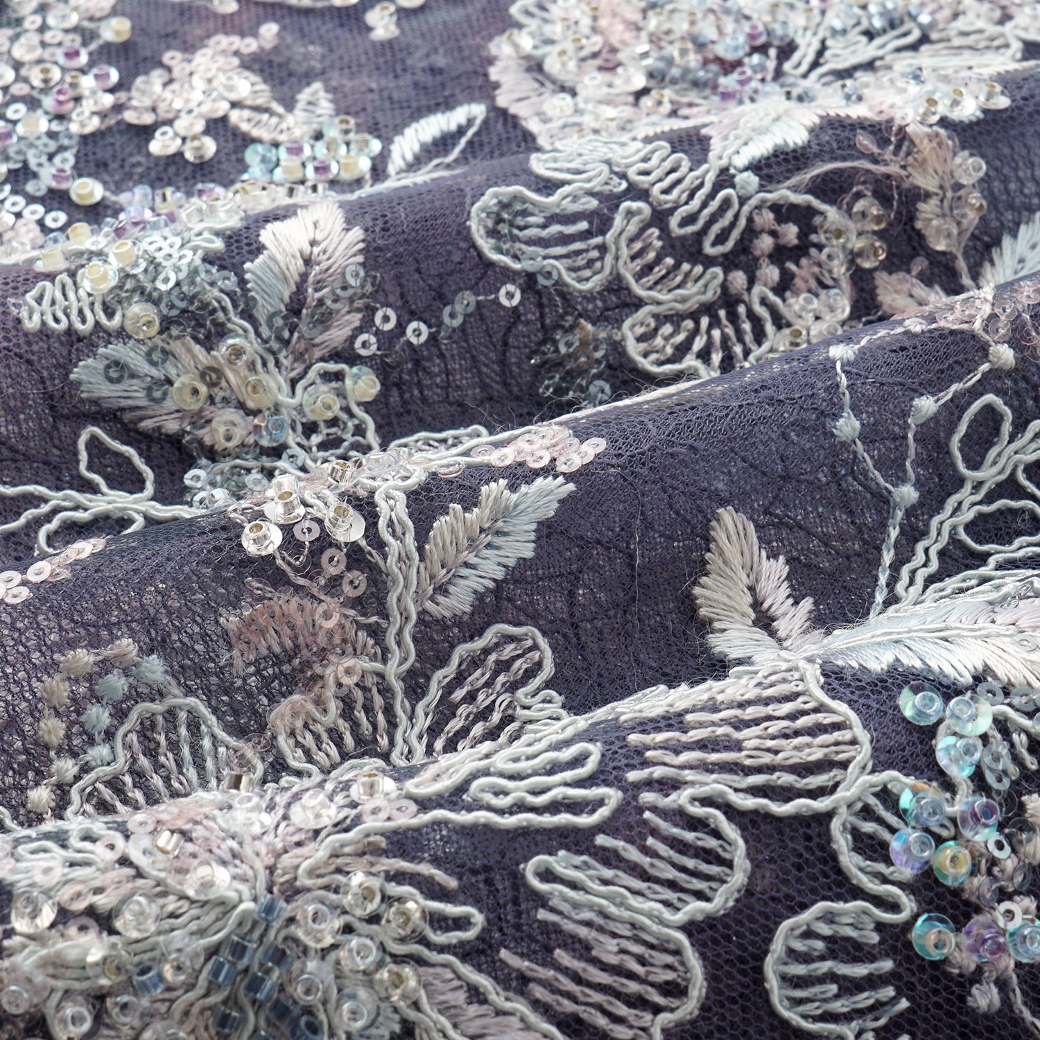 "Imperial Garden Teatime"緞染繡霞奢華珠繡蕾絲輕國風上衣—Nocturne Bloom凝夜浮香