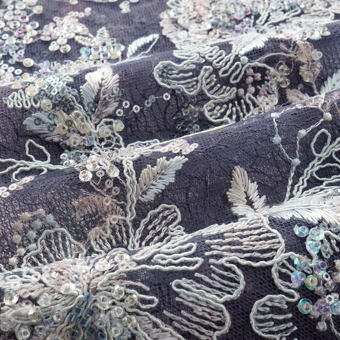 "Imperial Garden Teatime"緞染繡霞奢華珠繡蕾絲輕國風上衣—Nocturne Bloom凝夜浮香