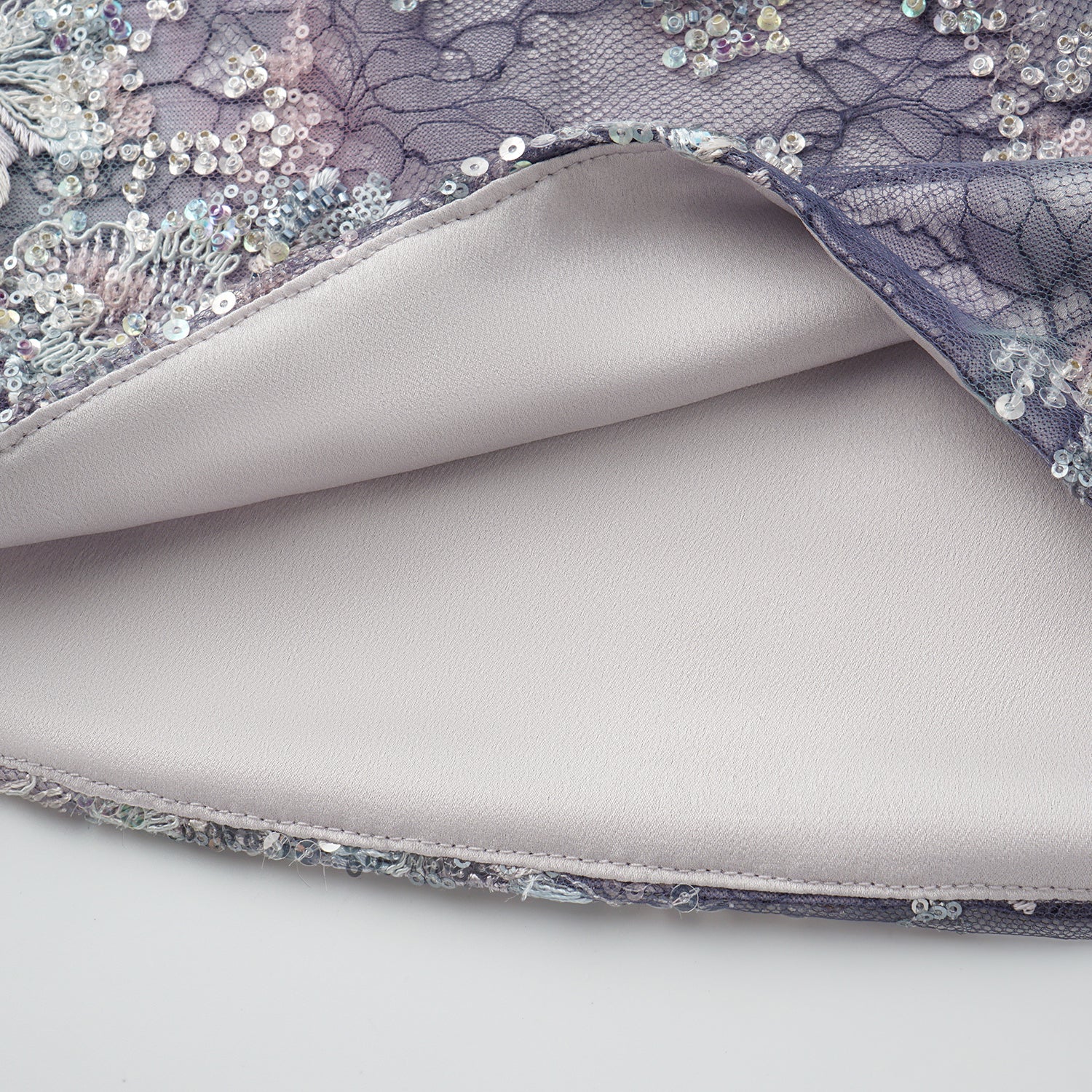 "Imperial Garden Teatime"緞染繡霞奢華珠繡輕國風蕾絲短褲—Nocturne Bloom凝夜浮香