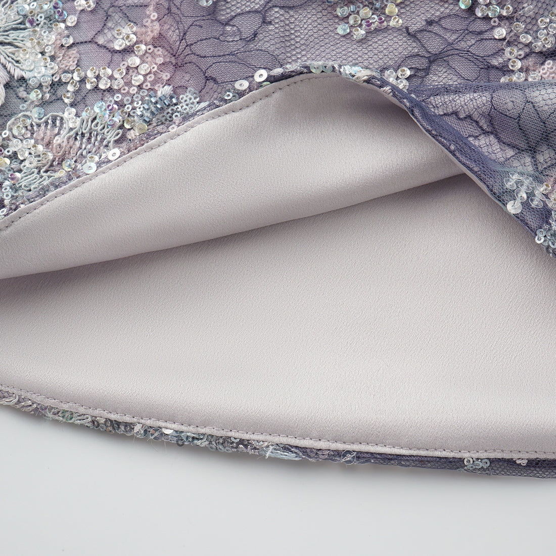 "Imperial Garden Teatime"緞染繡霞奢華珠繡輕國風蕾絲短褲—Nocturne Bloom凝夜浮香