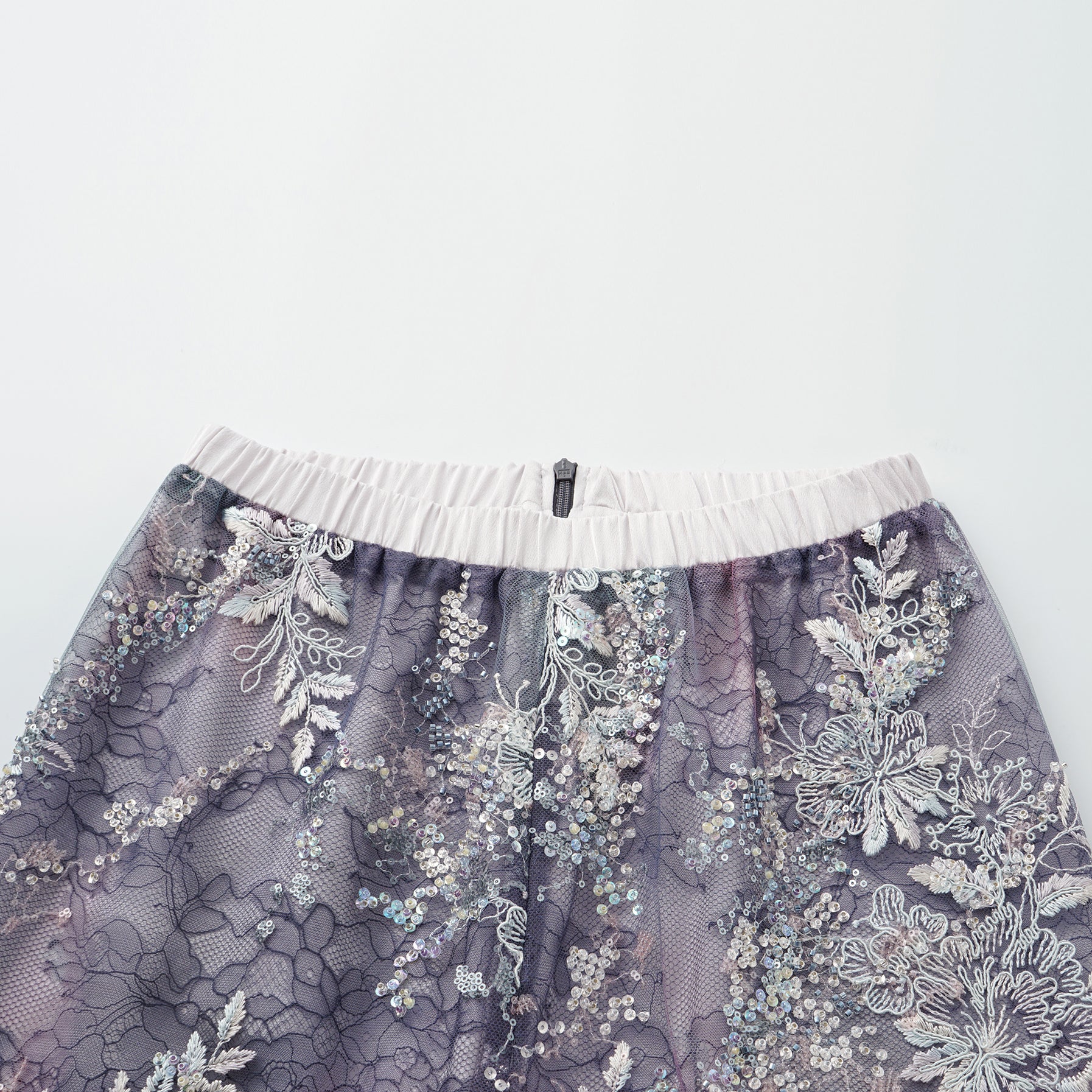 "Imperial Garden Teatime"緞染繡霞奢華珠繡輕國風蕾絲長褲—Nocturne Bloom凝夜浮香