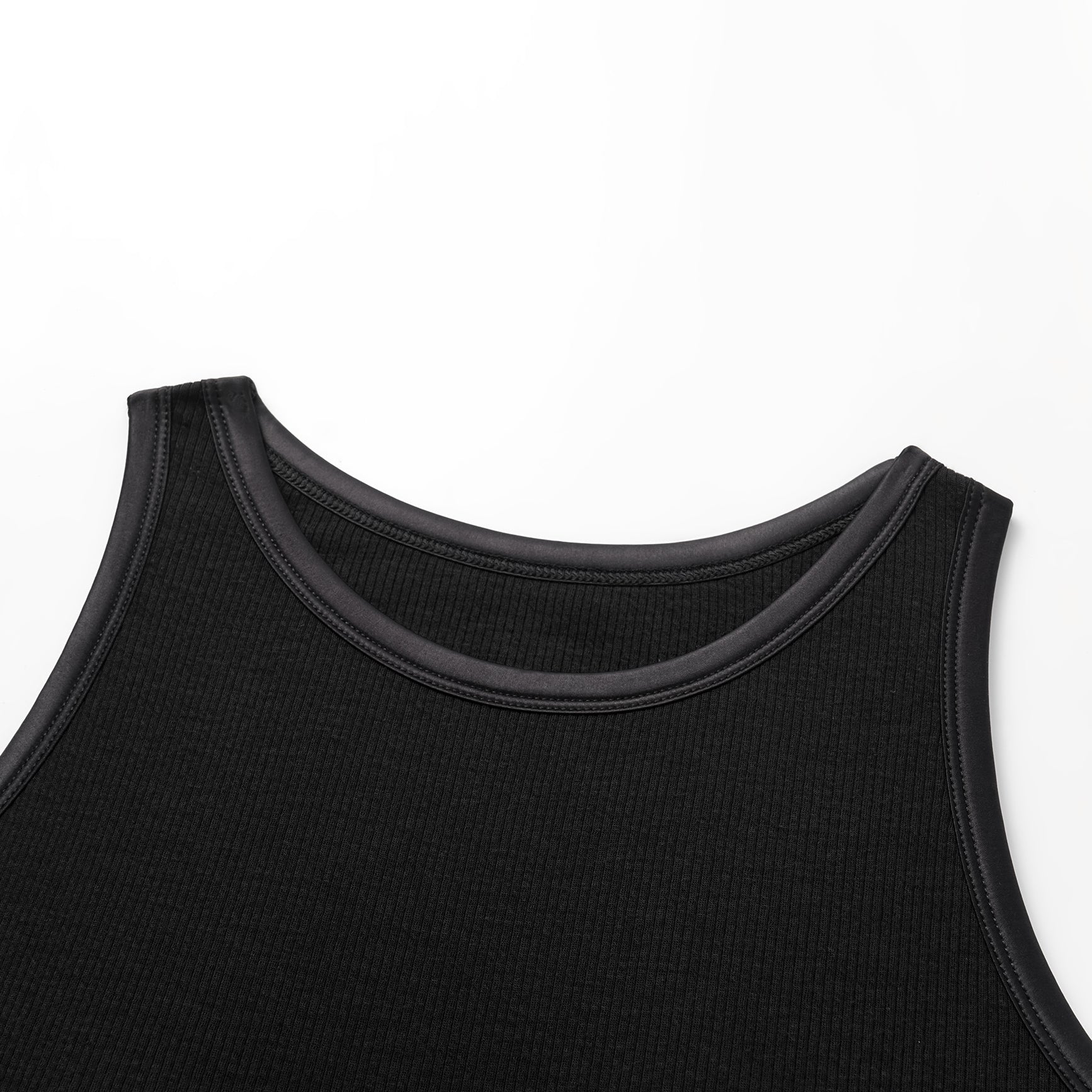 “By Inch." 極緻絲柔裸感緞邊修身Bra Top—極緻黑