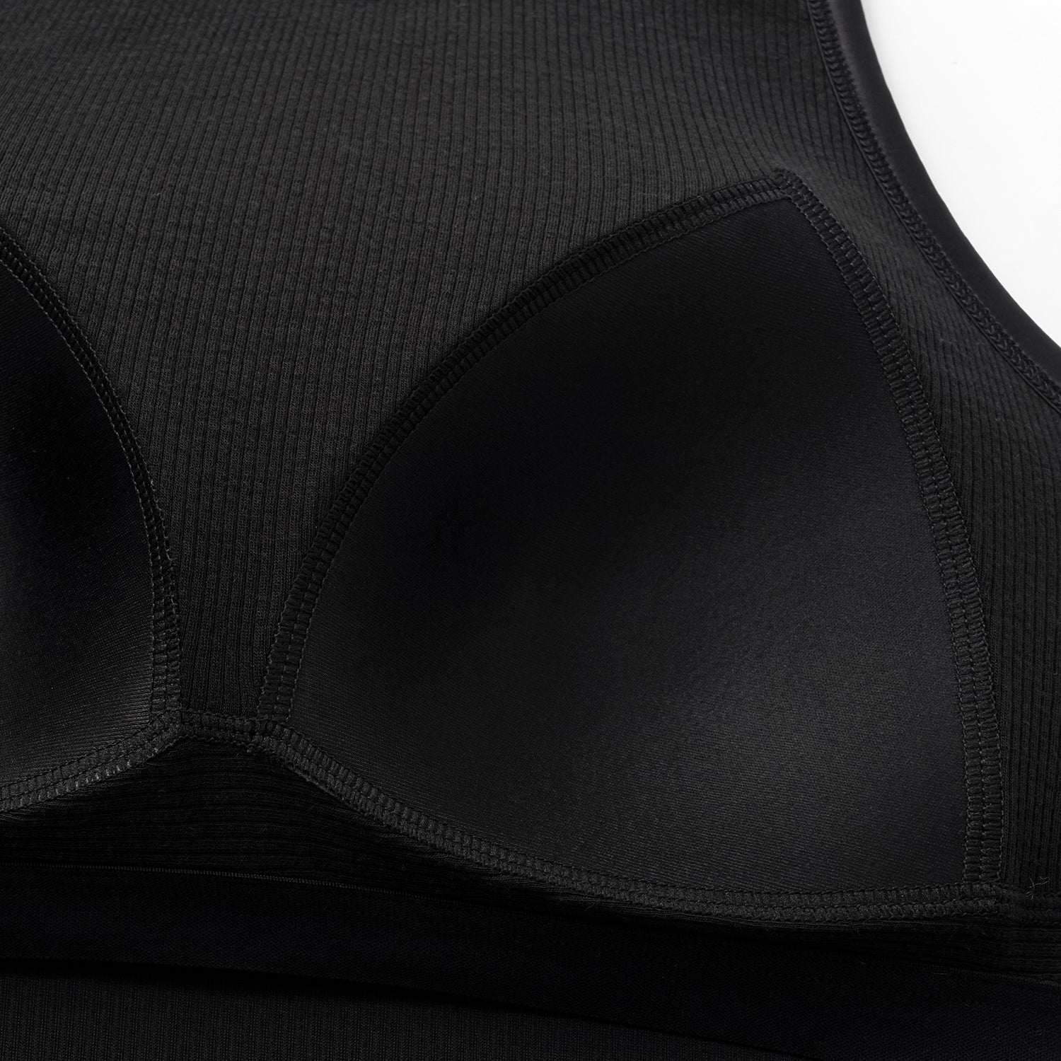 “By Inch." 極緻絲柔裸感緞邊修身Bra Top—極緻黑