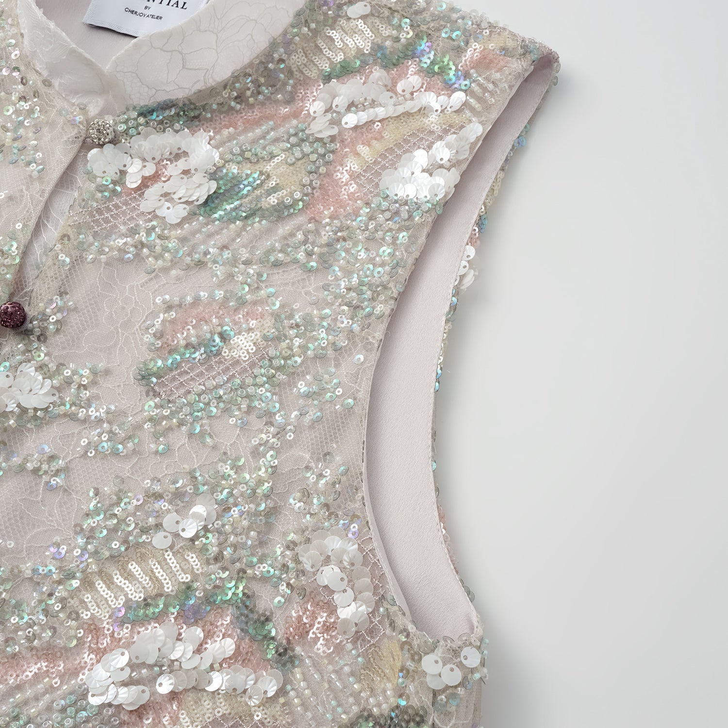 "Imperial Gala." 奢華蕾絲珠繡輕國風馬甲背心—疏影輕煙