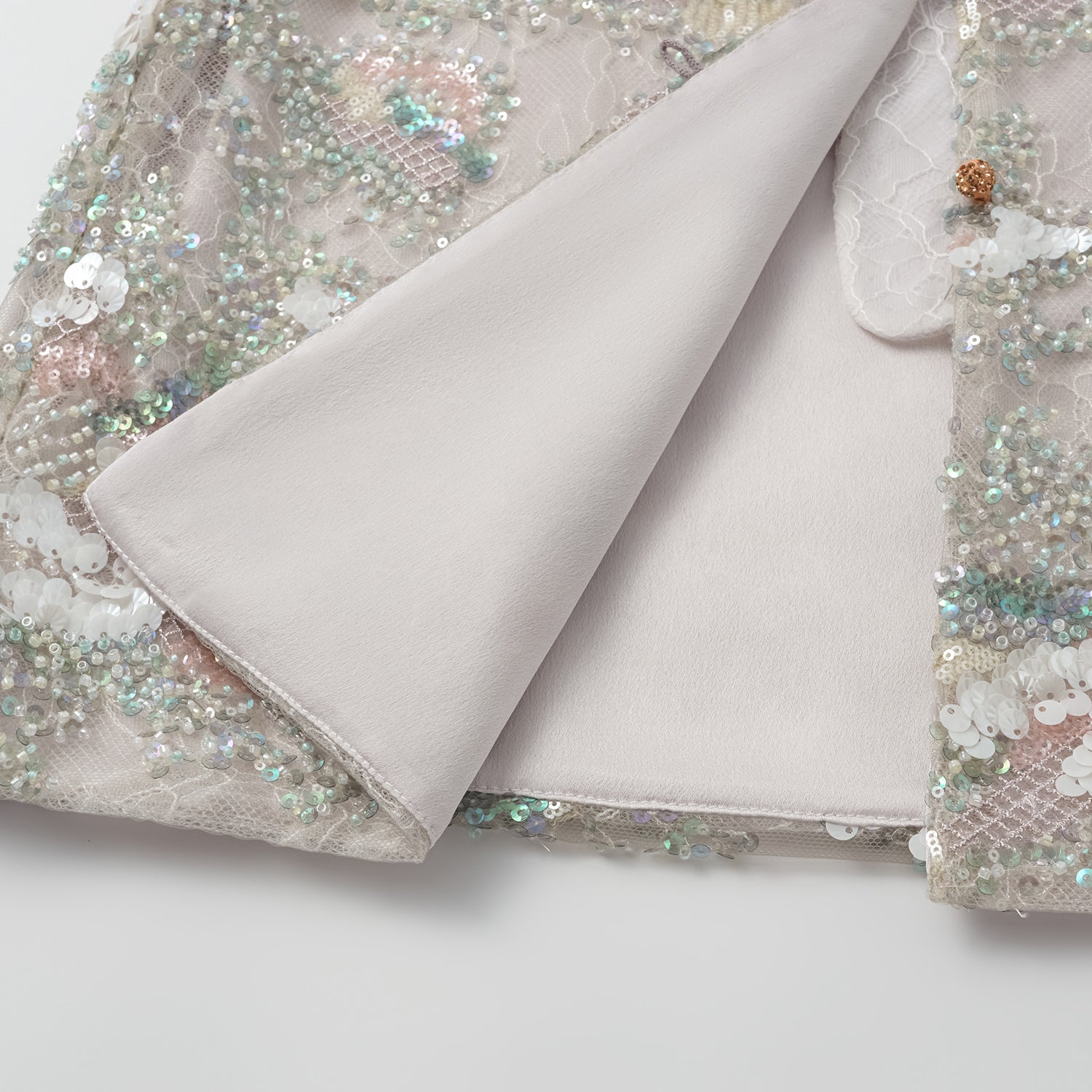 "Imperial Gala." 奢華蕾絲珠繡輕國風馬甲背心—疏影輕煙