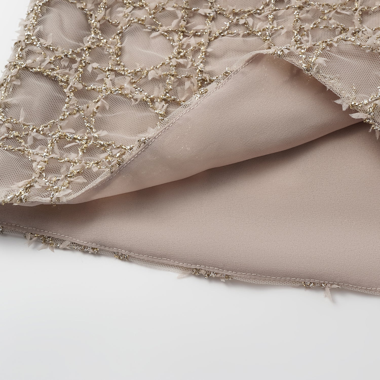 “Weekend at Monaco." 義大利蕾絲短褲