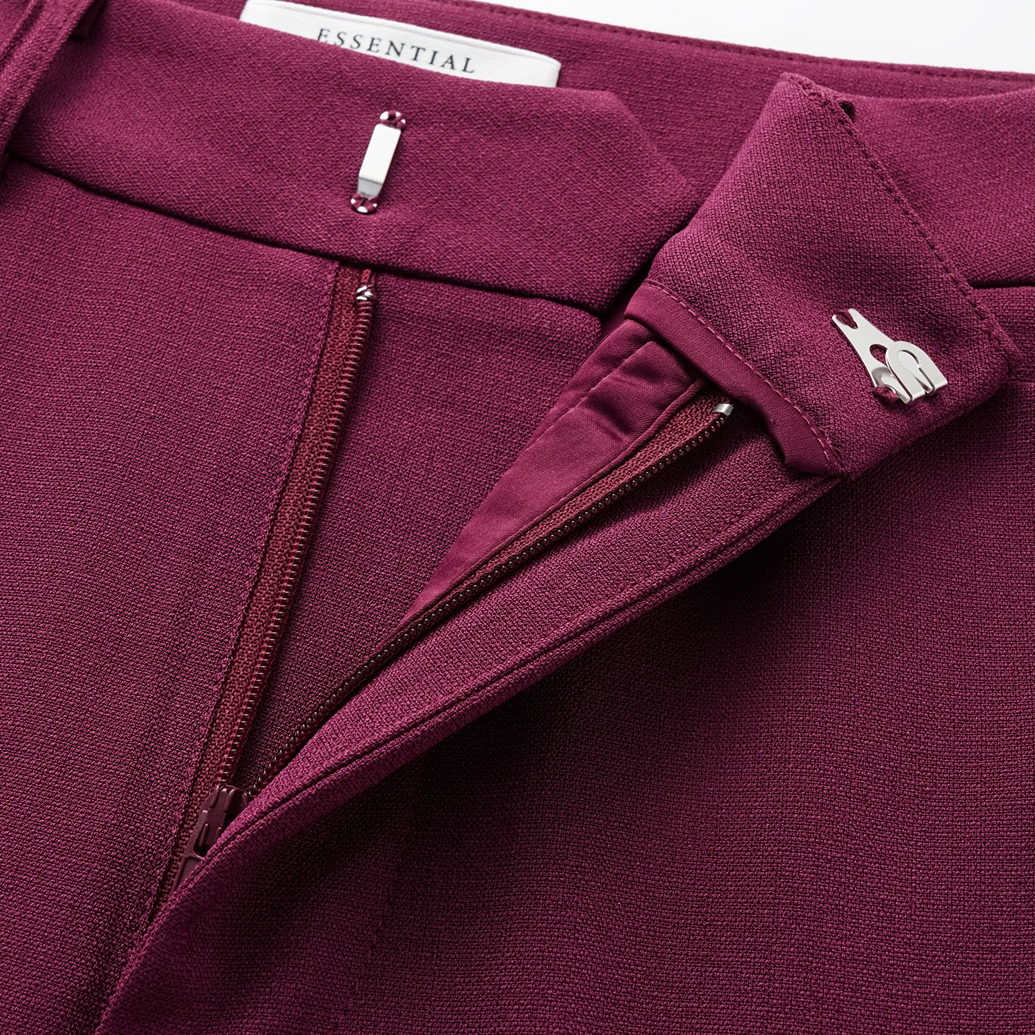 "Westminster Weekdays" Luxe Hemp Acetate Cropped Pants - Saignée 