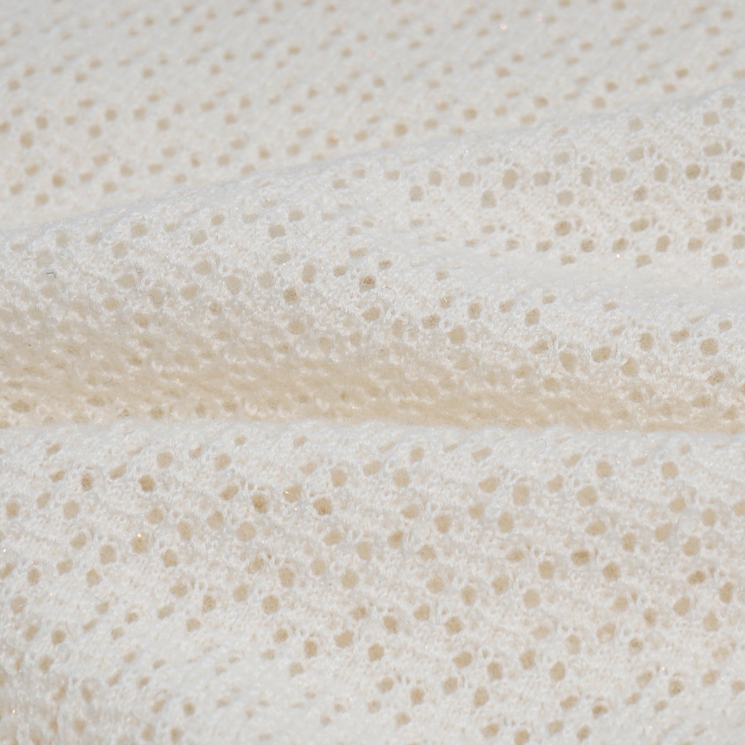 "Summer diary."Cashmere浮燦點織花眼工藝針織背心——Lumen of Summer夏澄微光