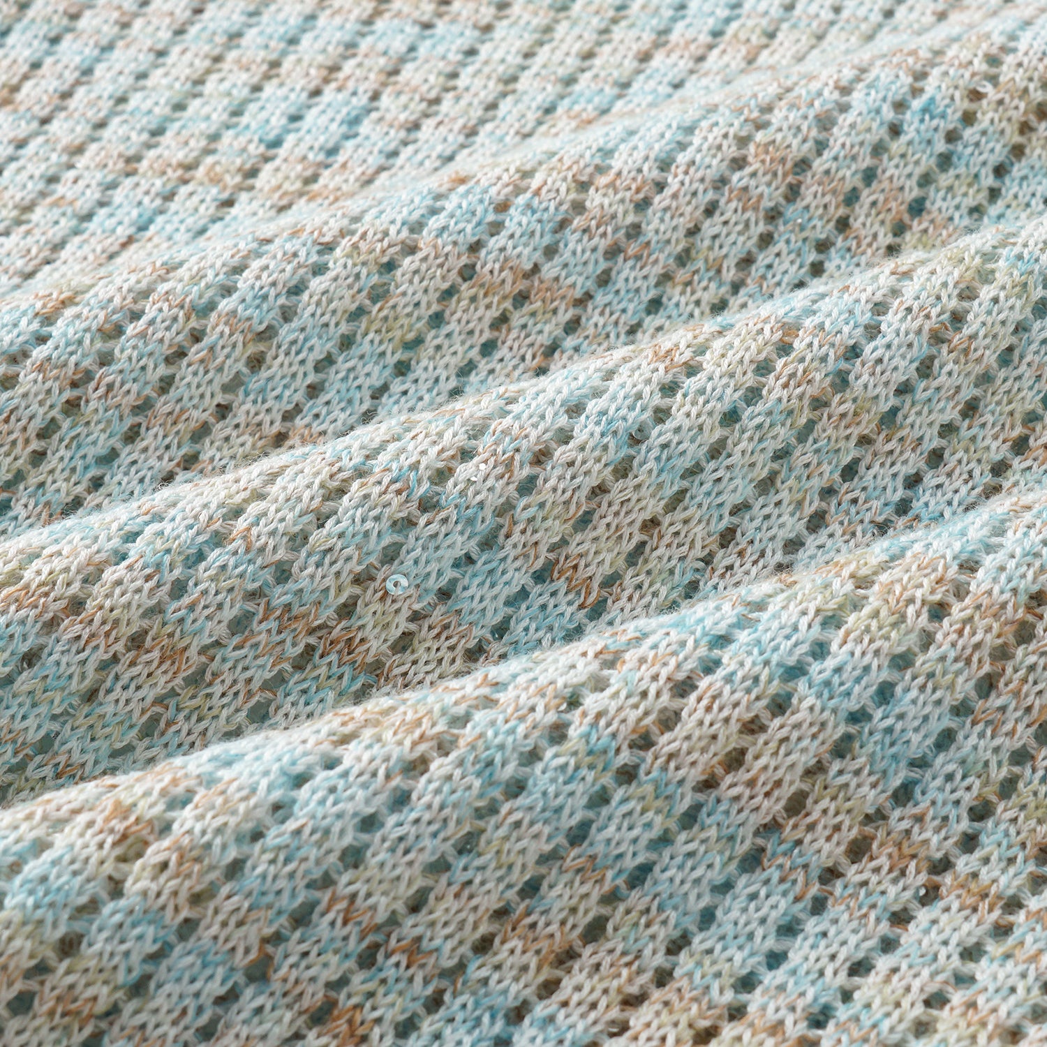 "Summer diary." 雲染鑲華鏤紋工藝針織上衣—Aqua Veil海映