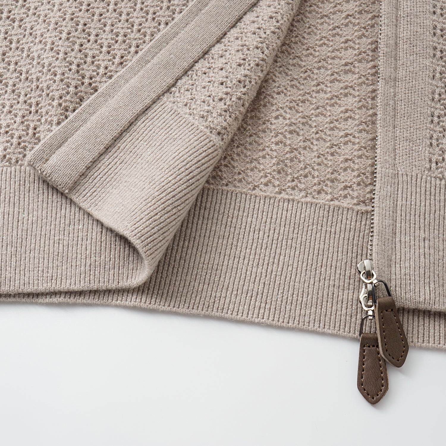 "Summer diary." Cashmere浮燦點織花眼工藝針織外套—Whispering of Fall 秋水暮煙