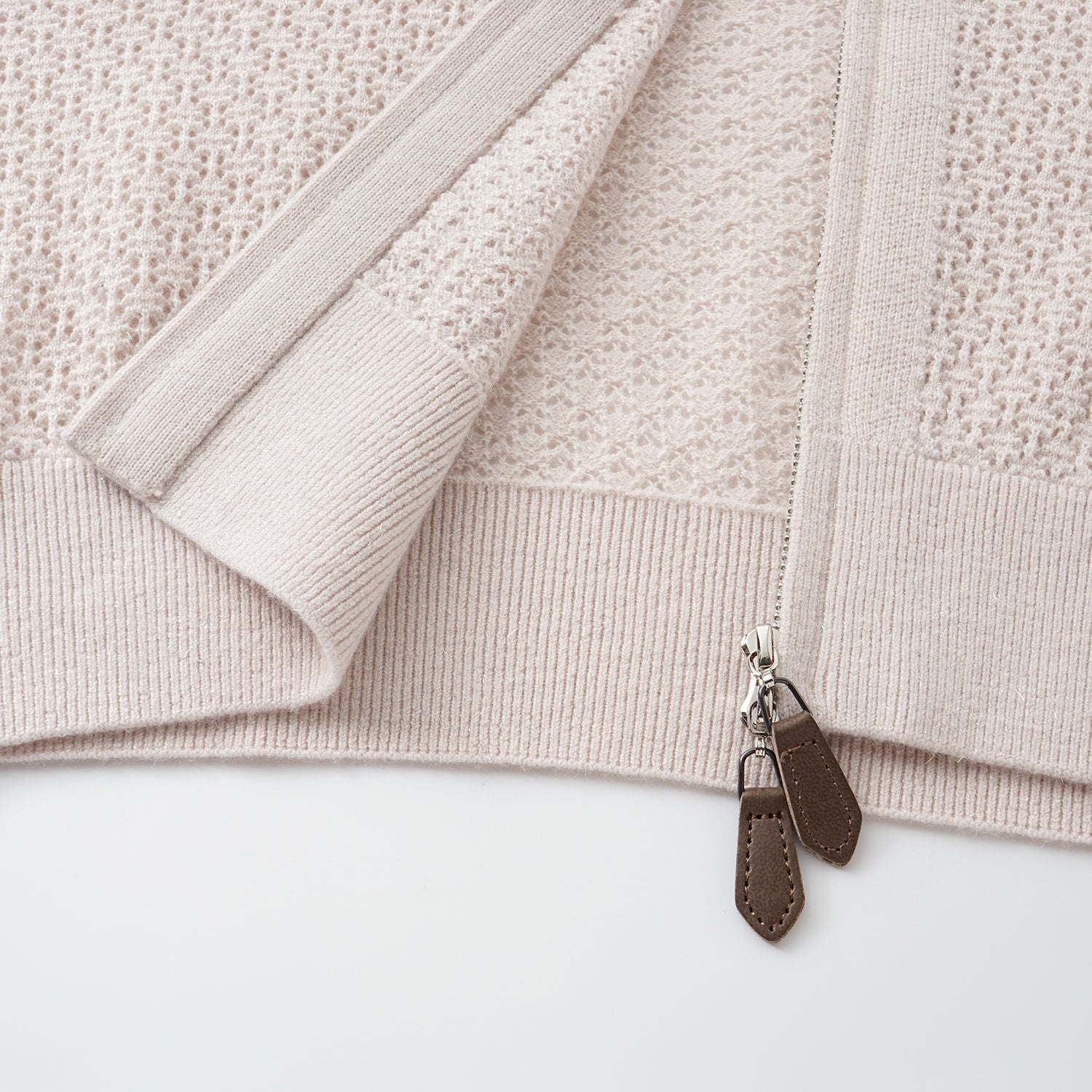 "Summer diary." Cashmere浮燦點織花眼工藝針織外套—Blush of Spring春綻芳菲