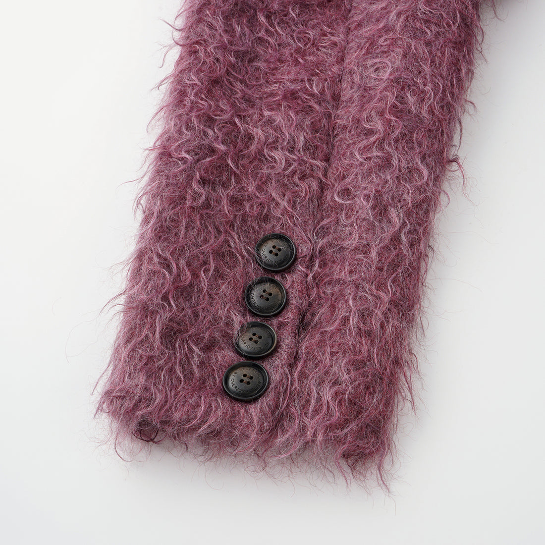 “Winter Diary” 馬海毛蓬鬆立體絨圈長大衣—Parisian Lilac Dream紫夢巴黎