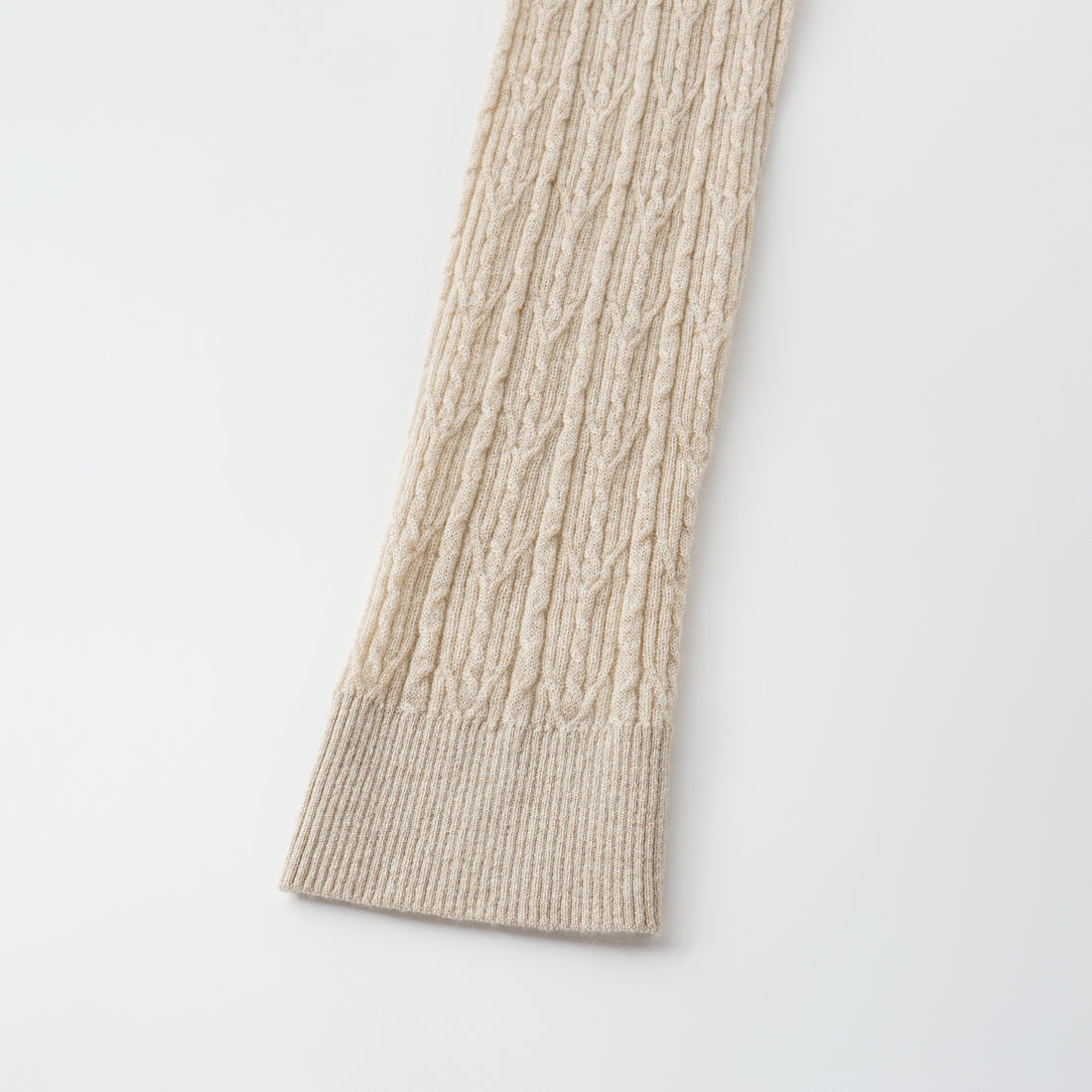 “Autumn Diary” 100% Cashmere羽絮葉脈紋銀織針織上衣—Golden Grain穗光