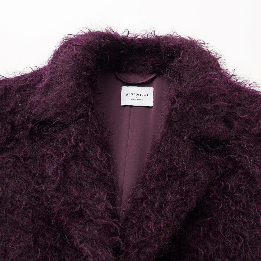 “Winter Diary” 馬海毛蓬鬆立體絨圈長大衣—Bordeaux Nightfall夜色波爾多