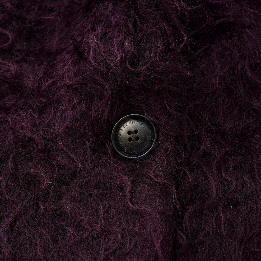 “Winter Diary” 馬海毛蓬鬆立體絨圈長大衣—Bordeaux Nightfall夜色波爾多