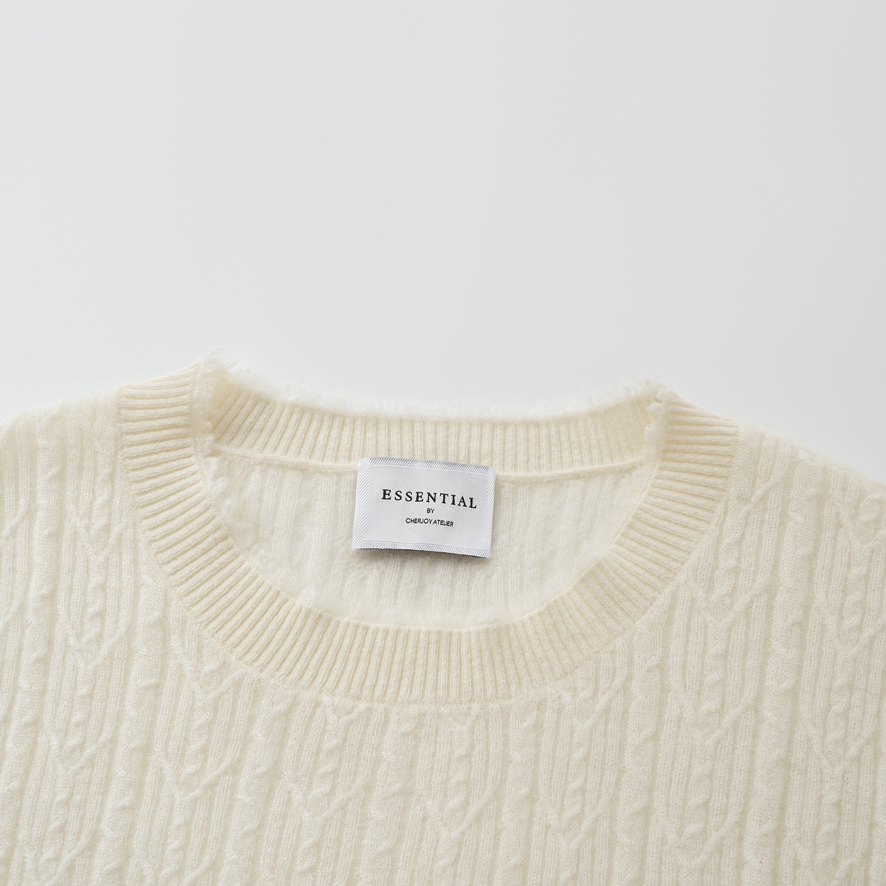 “Autumn Diary” 100% Cashmere羽絮葉脈紋銀織針織上衣—Snow Blossom雪綻