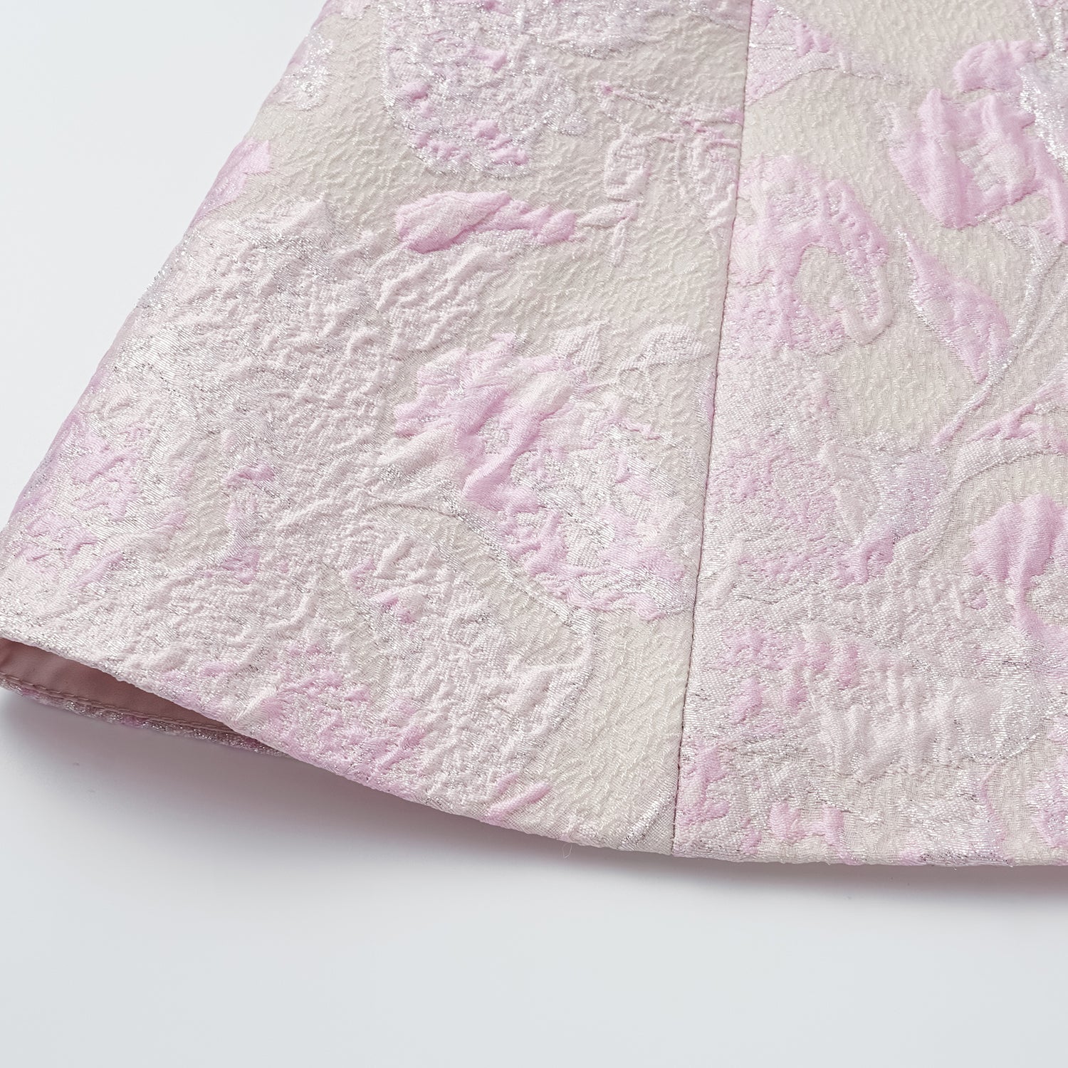 “春意” 提花立體剪裁設計輕國風馬甲上衣—浮光露櫻