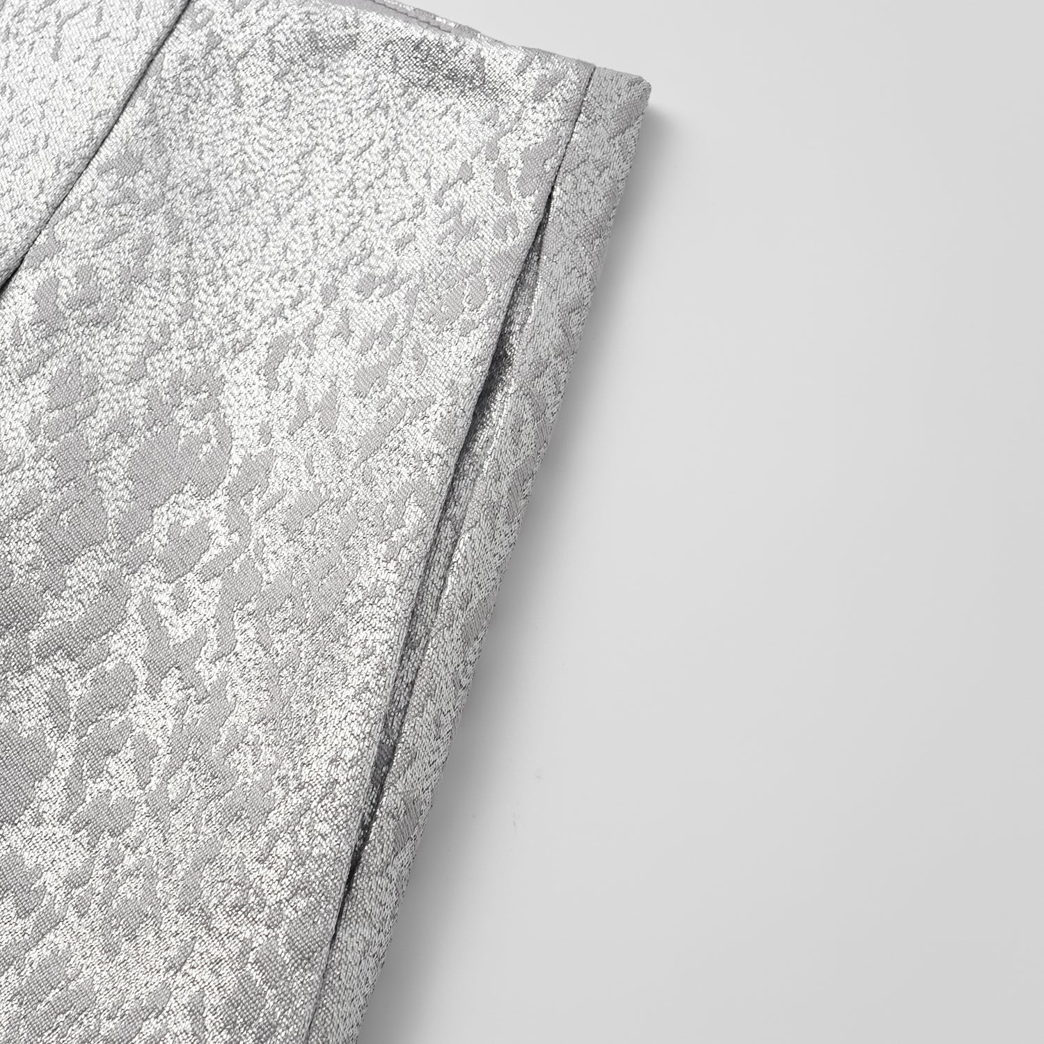 "春意"西班牙提花工藝提花短褲—暮紫雲光