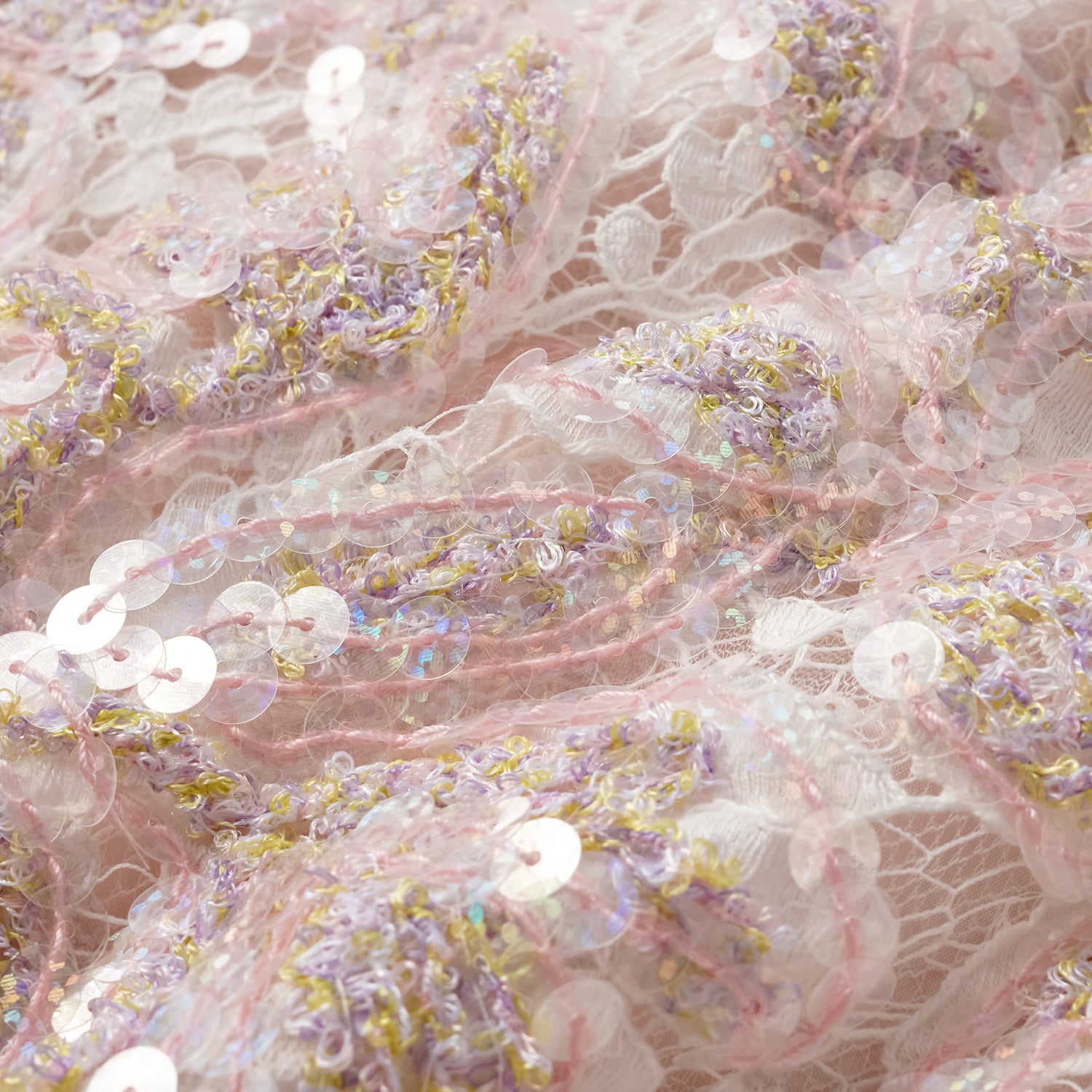 "Quiet Mastery." 法國頂級高級訂製琉光繪繡蕾絲短褲—Chantilly Mirage香緹幻影