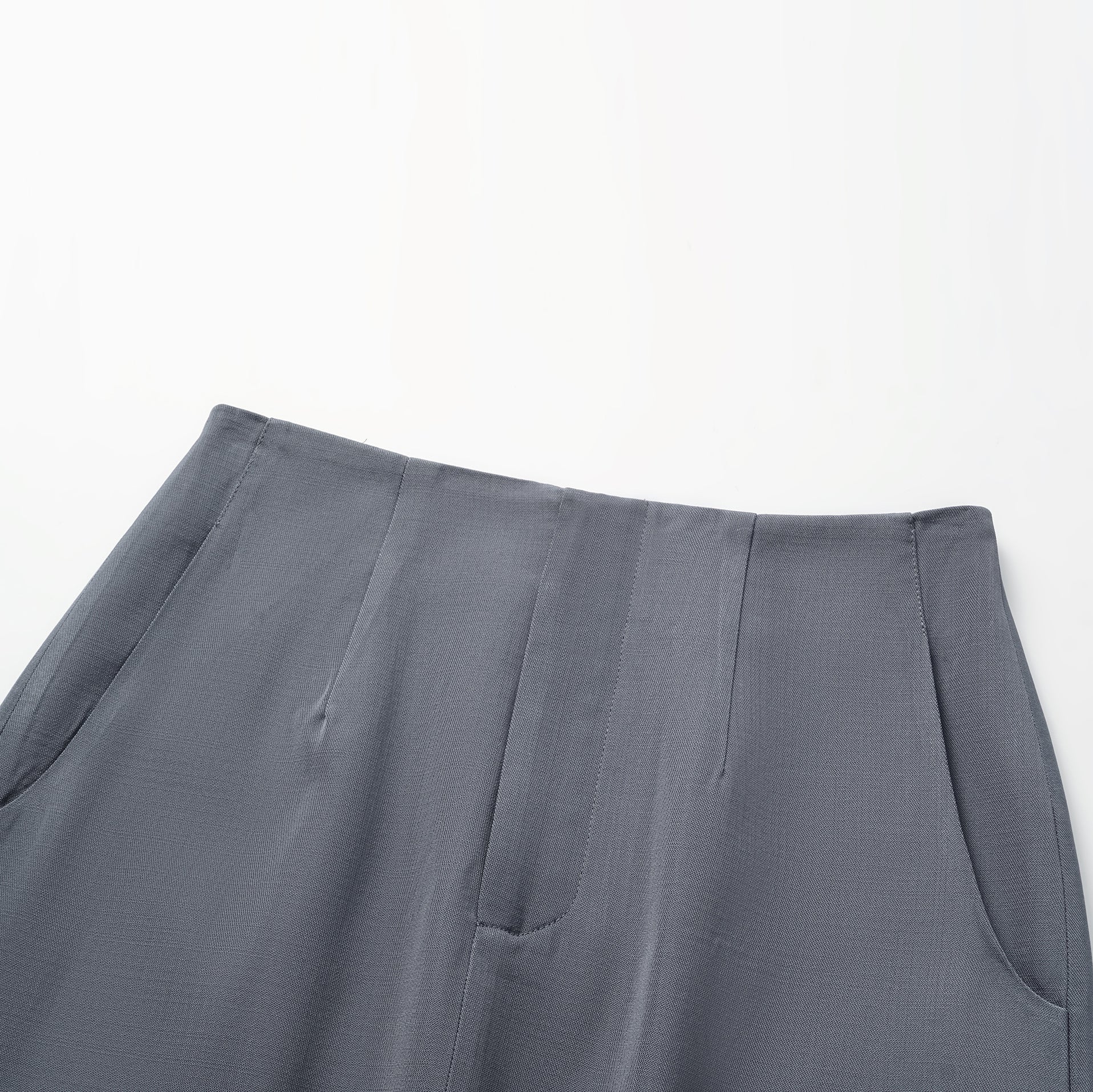 "Speak Sleek" 奢華輕薄麻感肌理醋酸鉛筆裙—Cloud