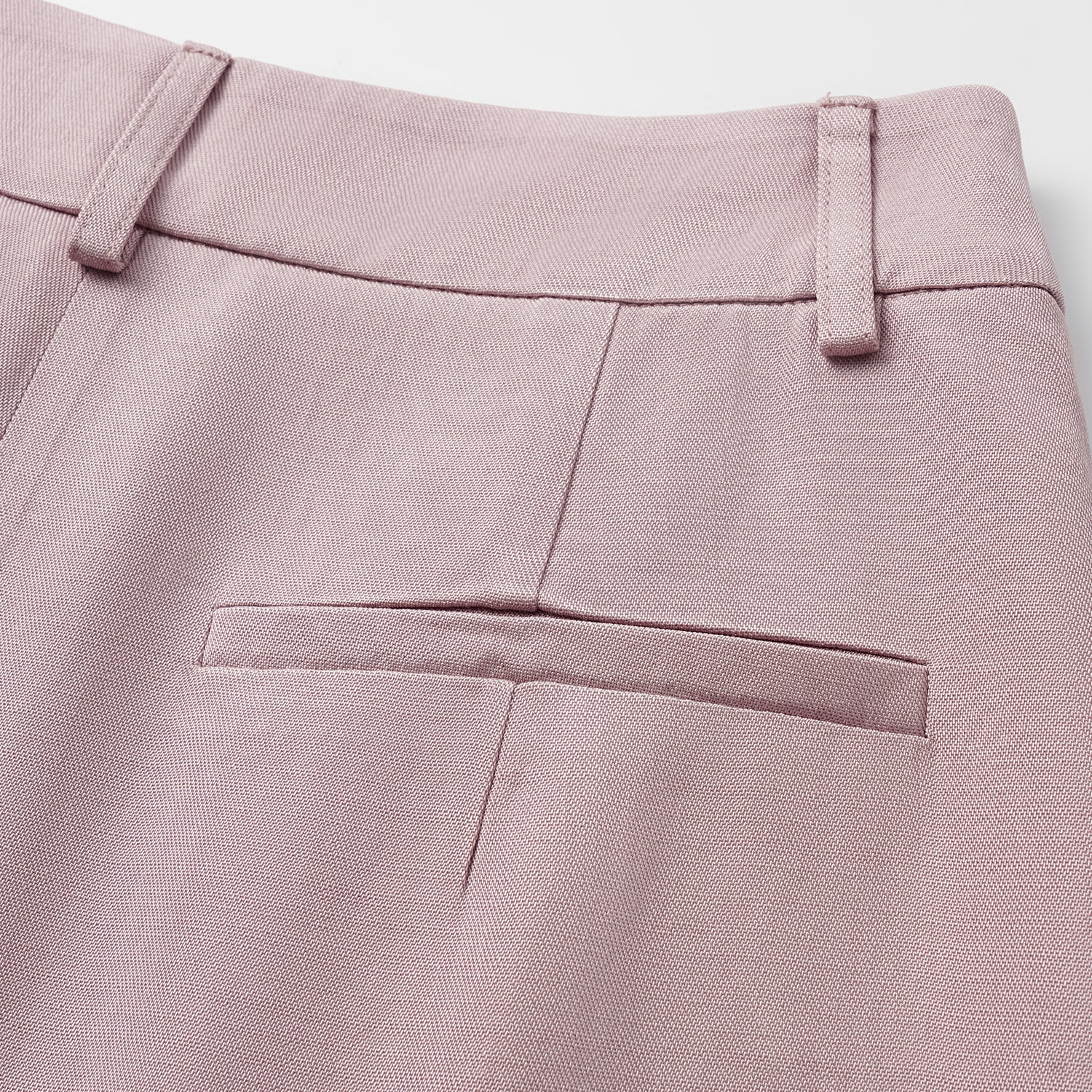 "Speak Sleek" 奢華輕薄麻感肌理醋酸短褲—Pink