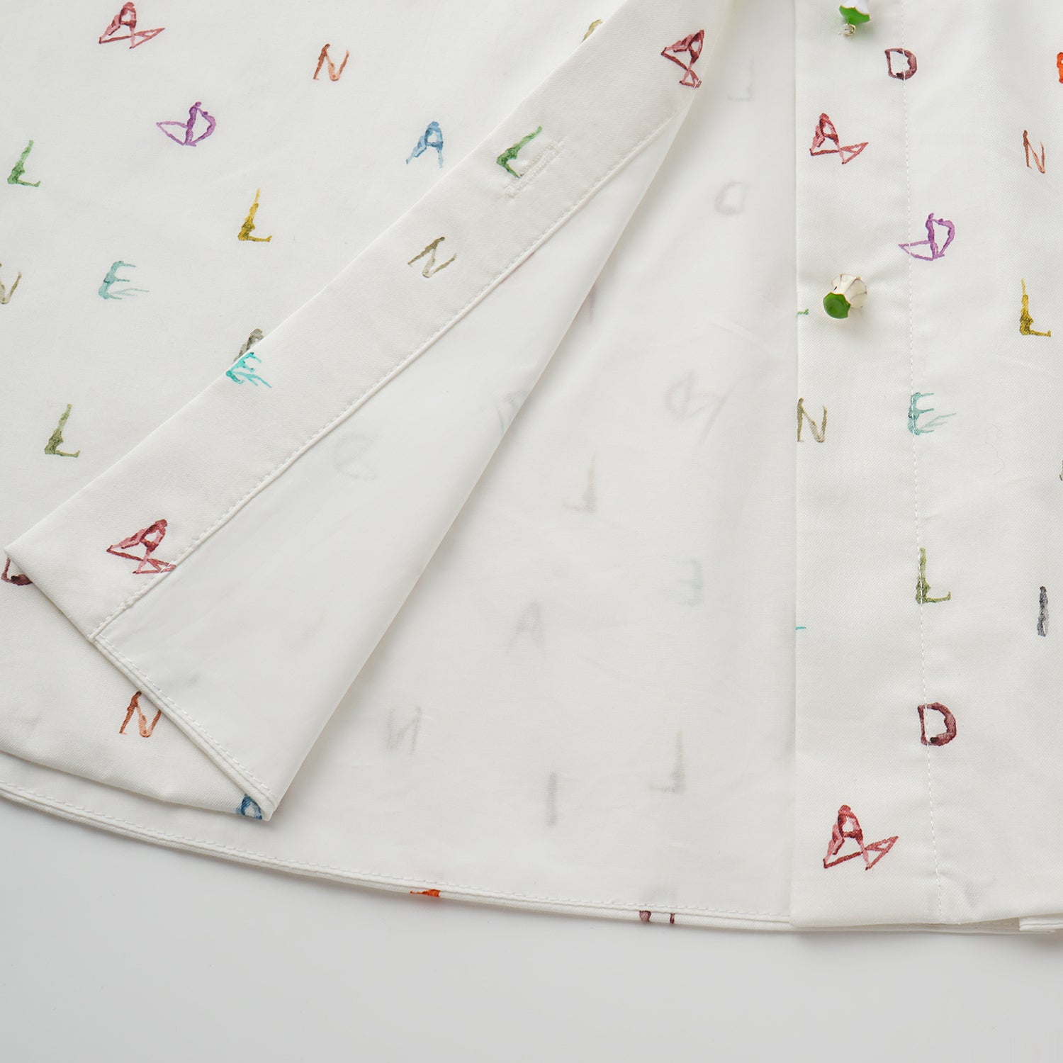 “知性時刻”義大利純棉Monogram繪印工藝襯衫—Ink Whisper漫綴字語