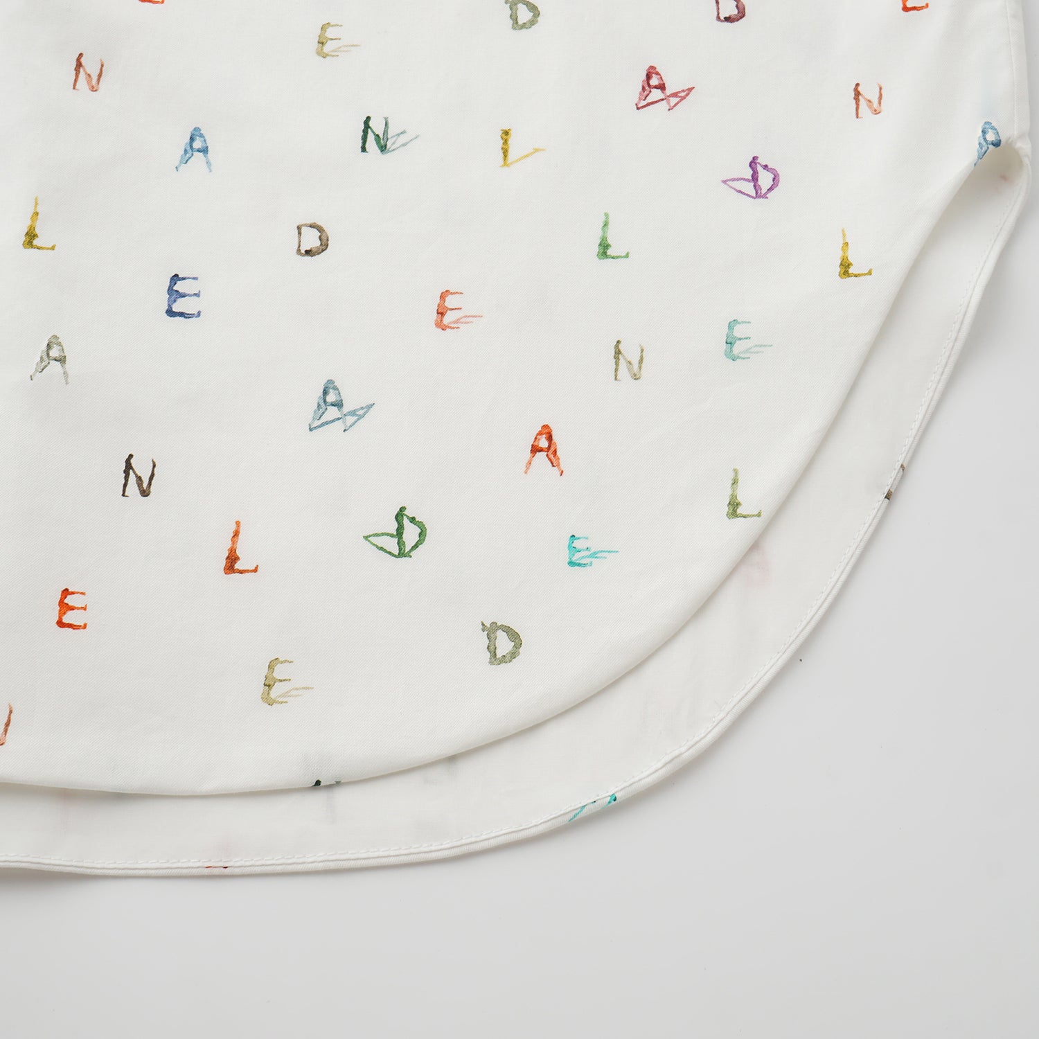 “知性時刻”義大利純棉Monogram繪印工藝襯衫—Ink Whisper漫綴字語