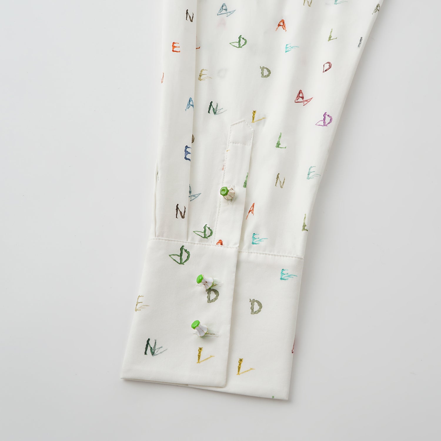 “知性時刻”義大利純棉Monogram繪印工藝襯衫—Ink Whisper漫綴字語