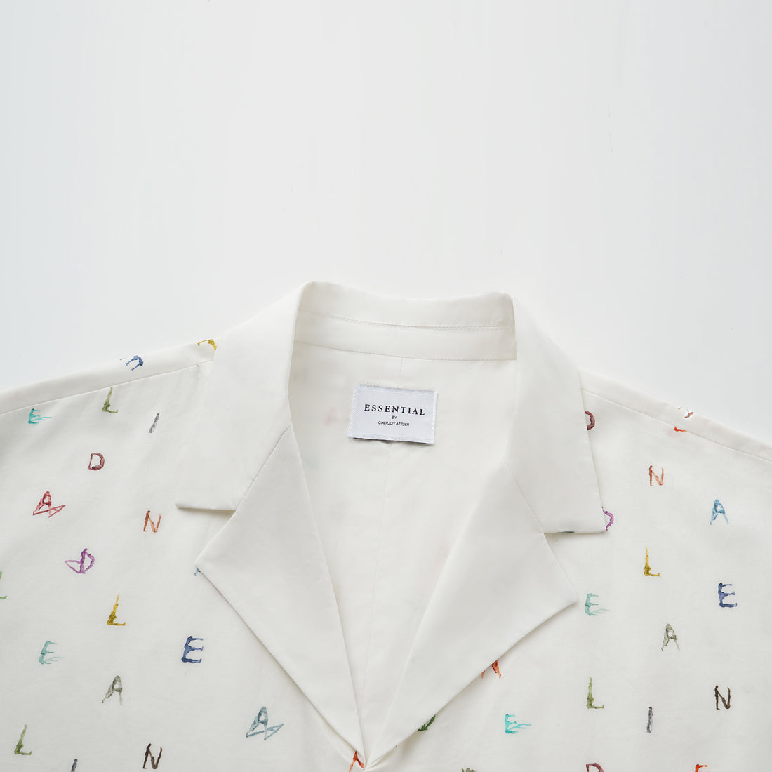 “知性時刻”義大利純棉Monogram繪印工藝Oversized襯衫—Ink Whisper漫綴字語