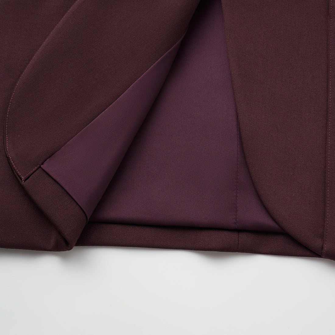 “Westminster Weekdays." 義大利頂級羊毛西裝外套—Merlot Burgundy梅洛紅酒