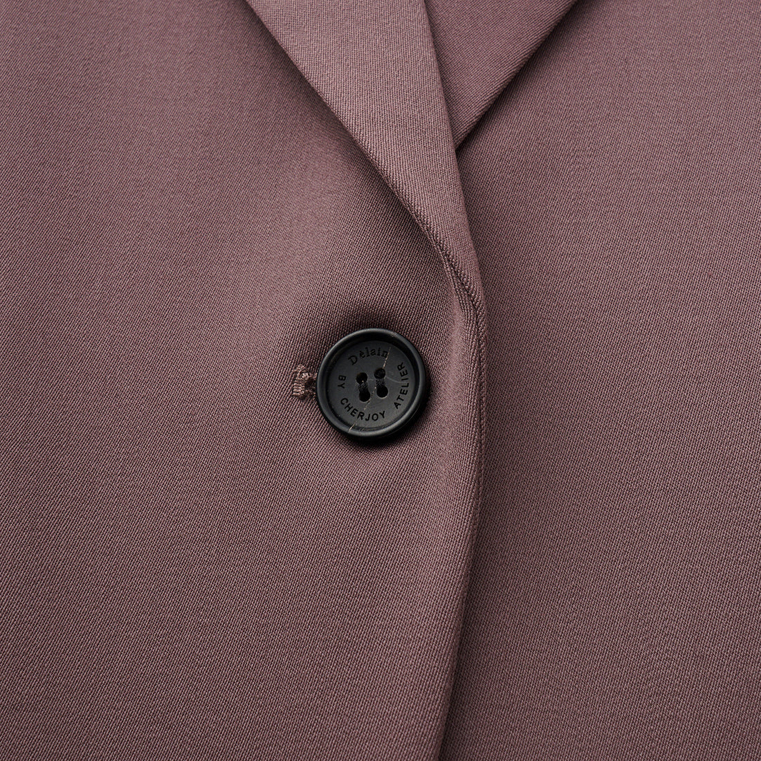 “Westminster Weekdays." 義大利頂級羊毛西裝外套—Rosewood Dusk烏木玫瑰