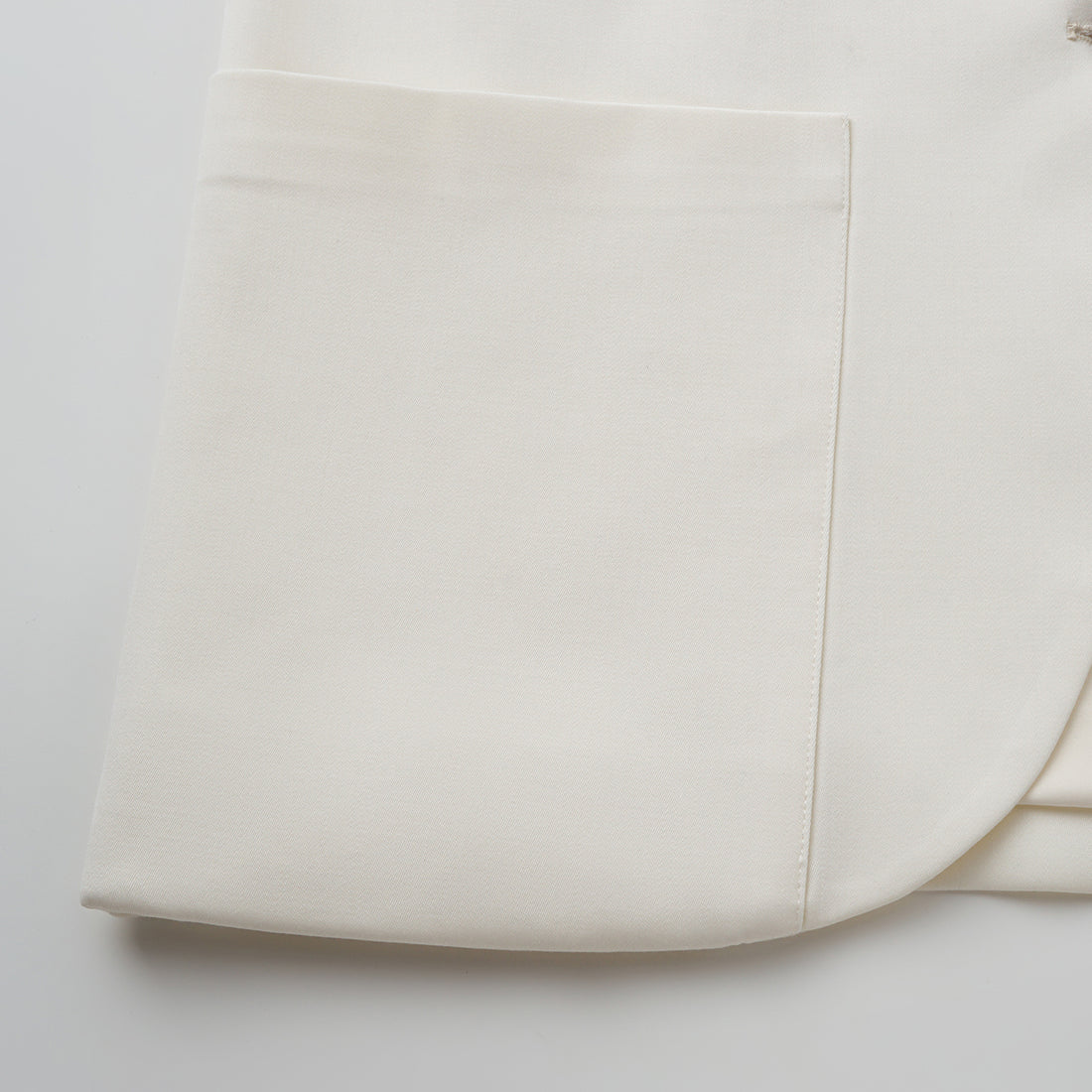 “Westminster Weekdays." 義大利頂級羊毛西裝外套—Dewed Jasmine晨露白茉