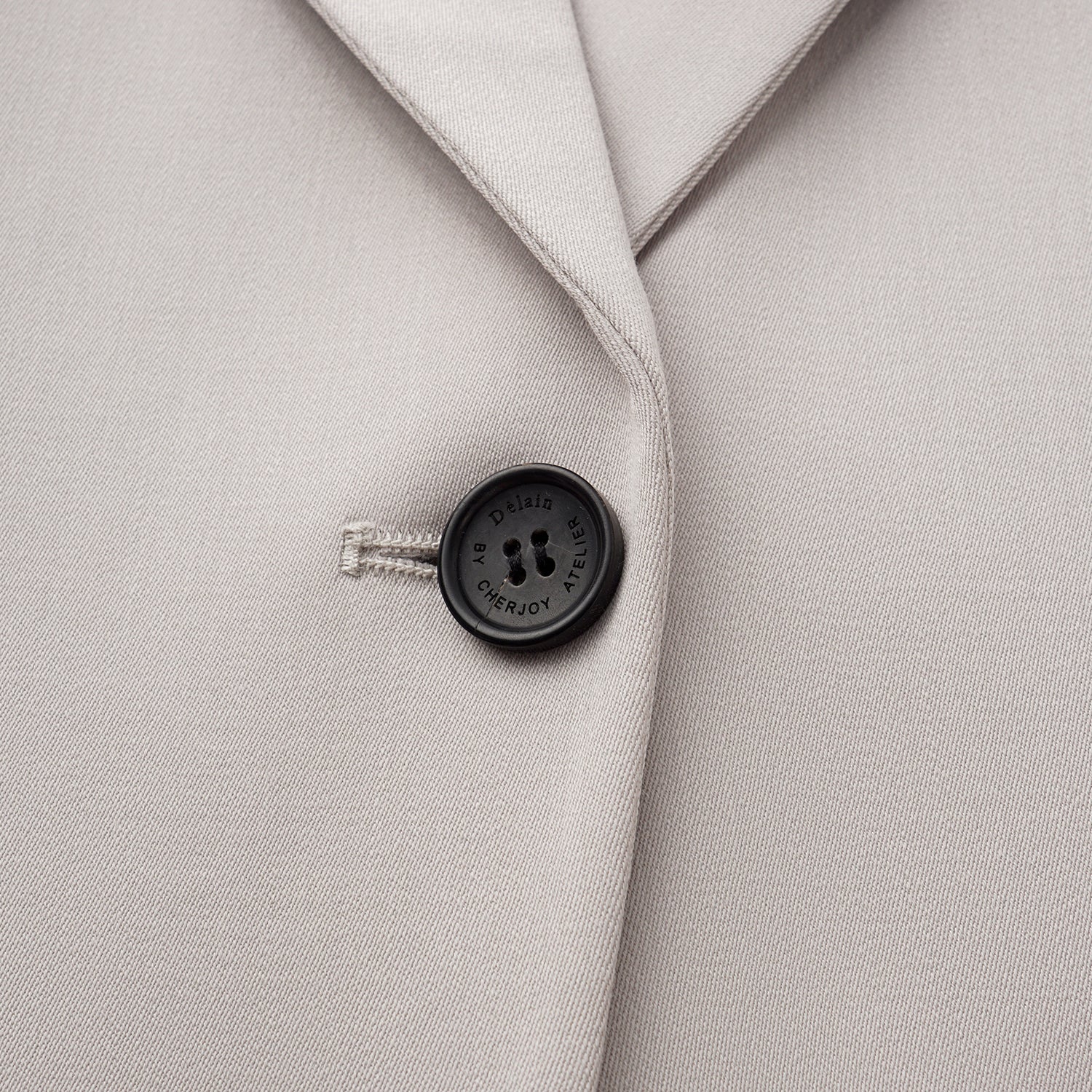 “Westminster Weekdays." 義大利頂級羊毛西裝外套—Iris Ash銀霧鳶尾