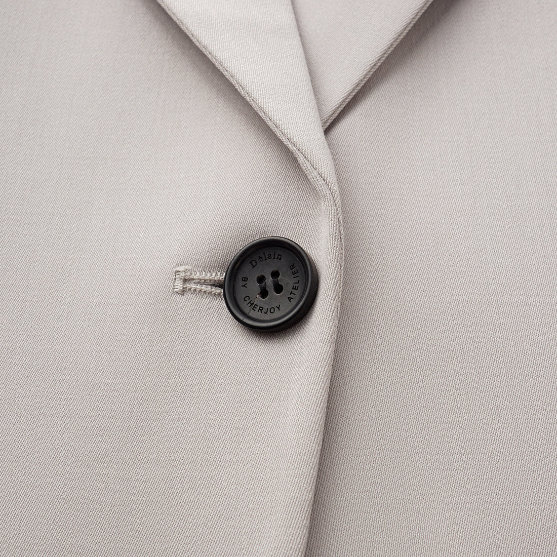 “Westminster Weekdays." 義大利頂級羊毛西裝外套—Iris Ash銀霧鳶尾