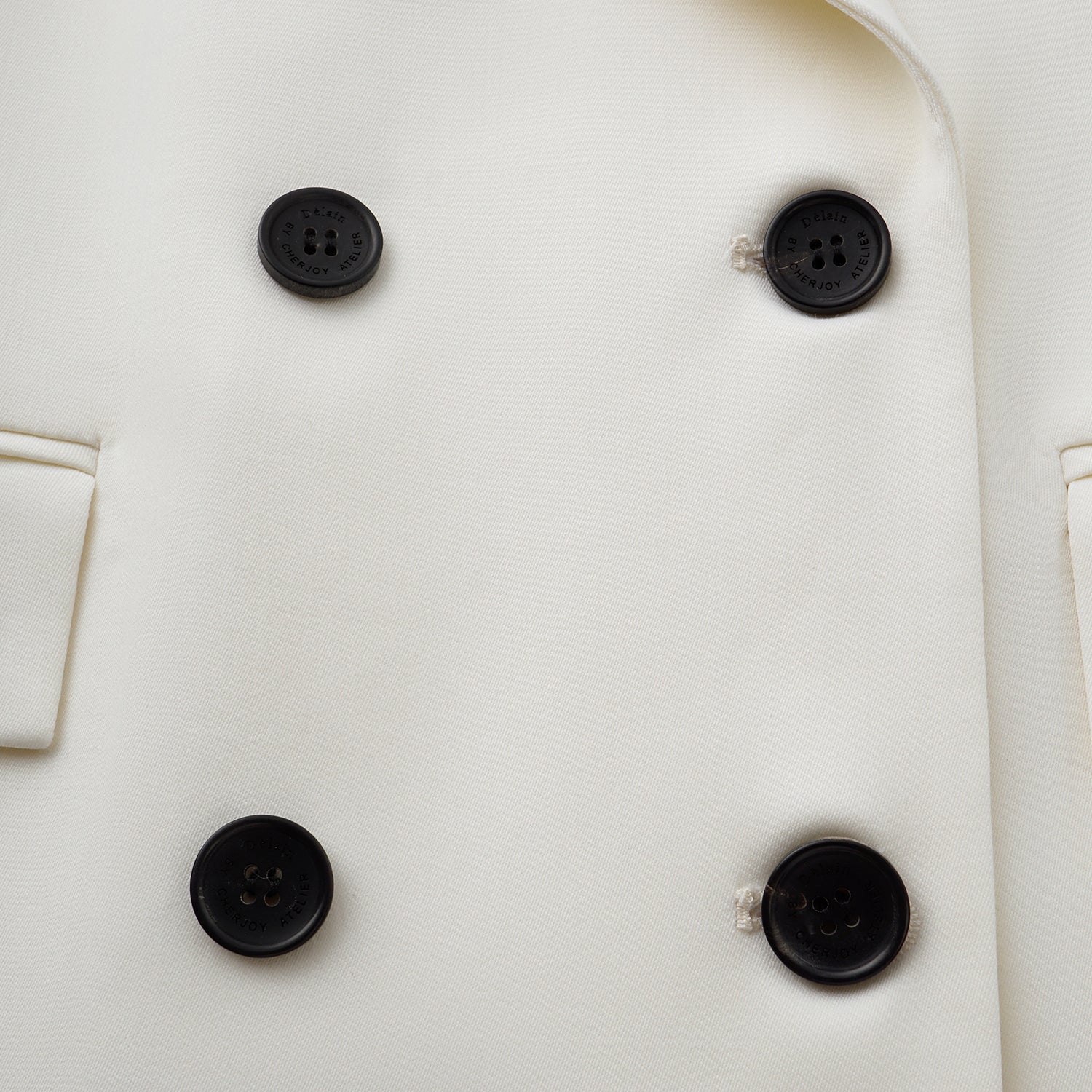 “Westminster Weekdays." 義大利頂級羊毛修身西裝外套—Dewed Jasmine晨露白茉