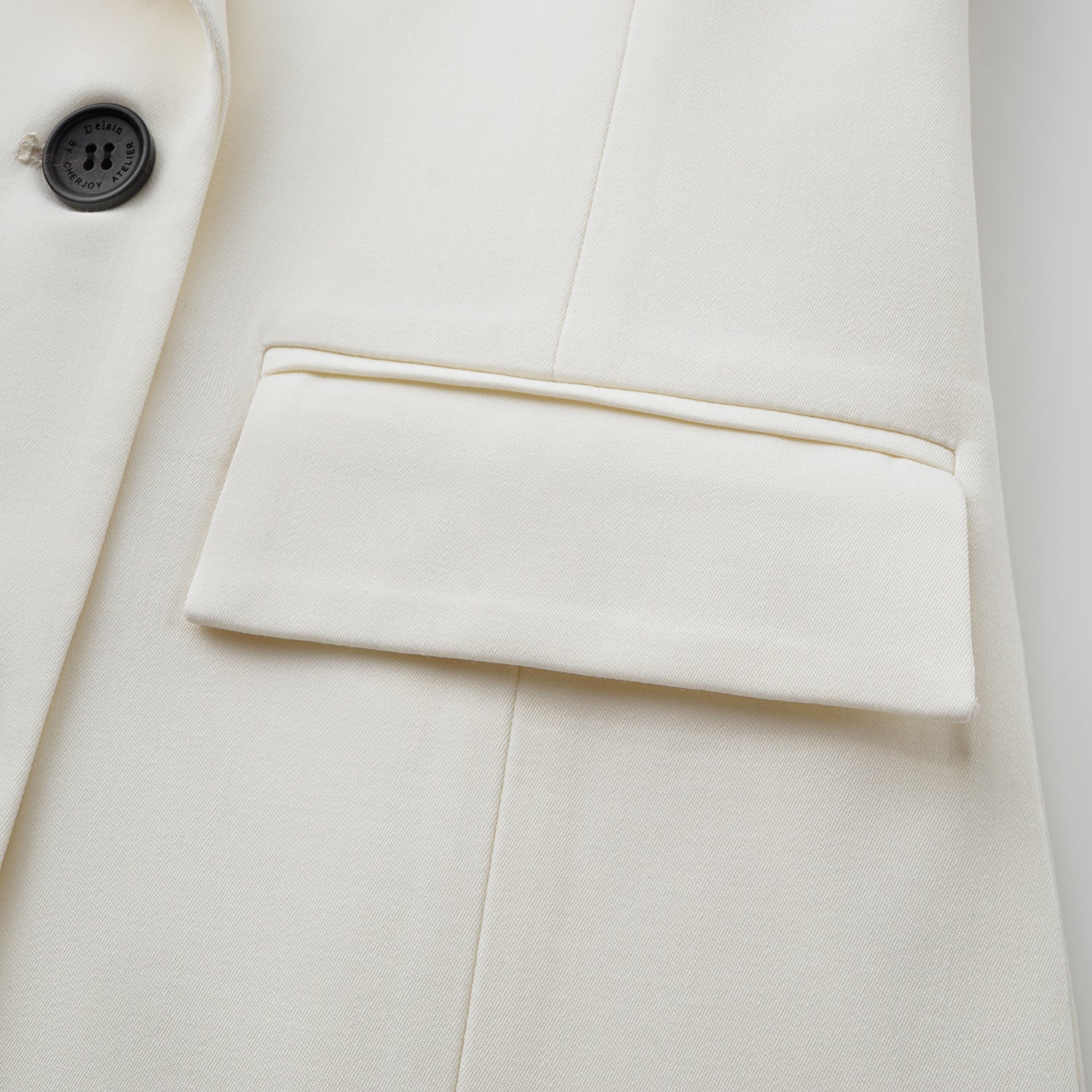 “Westminster Weekdays." 義大利頂級羊毛修身西裝外套—Dewed Jasmine晨露白茉